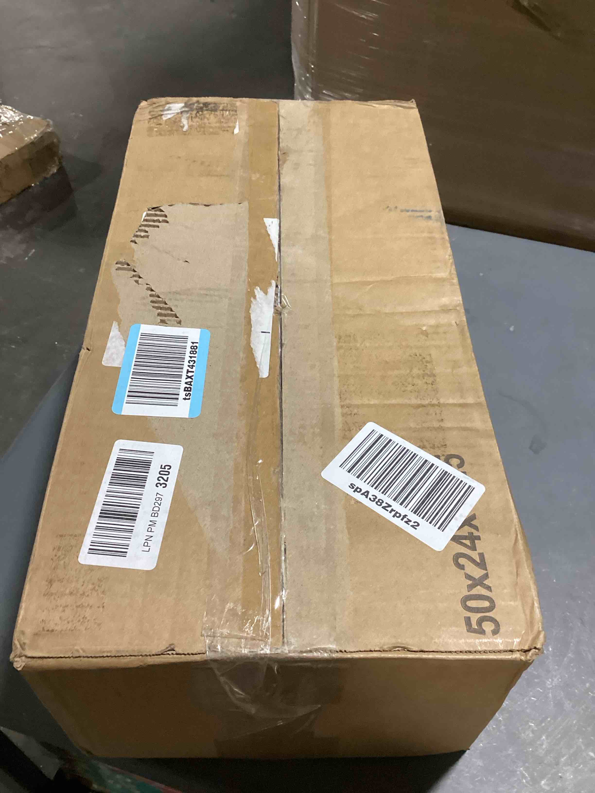 https://s3.amazonaws.com/lotting-images-prod/bidfta/ORG6666712_1730203724678.jpeg