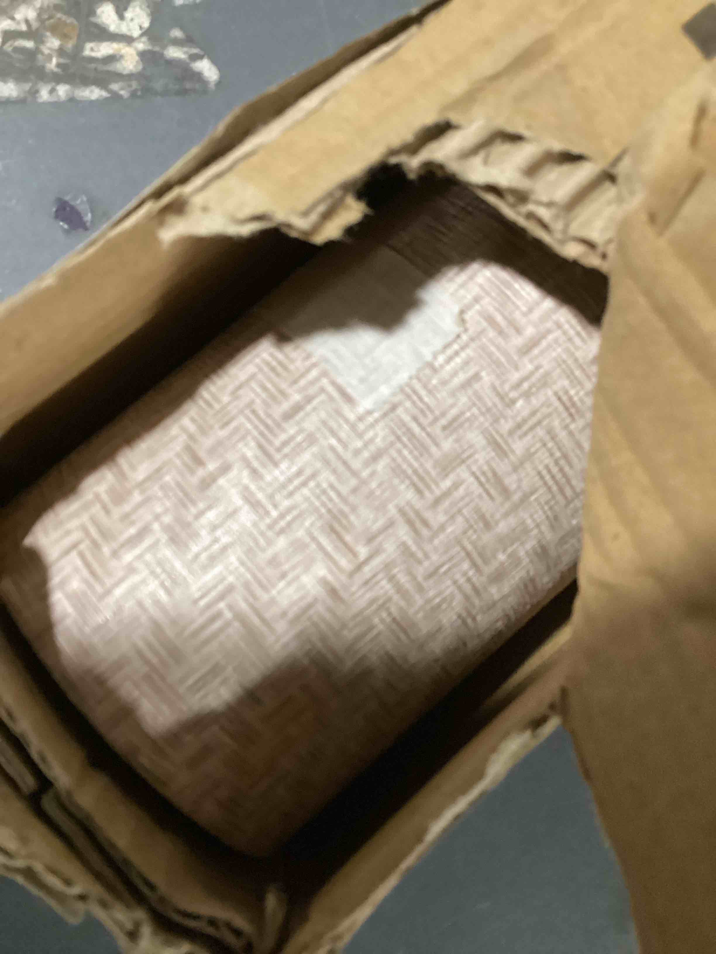 https://s3.amazonaws.com/lotting-images-prod/bidfta/ORG6667164_1730389556868.jpeg