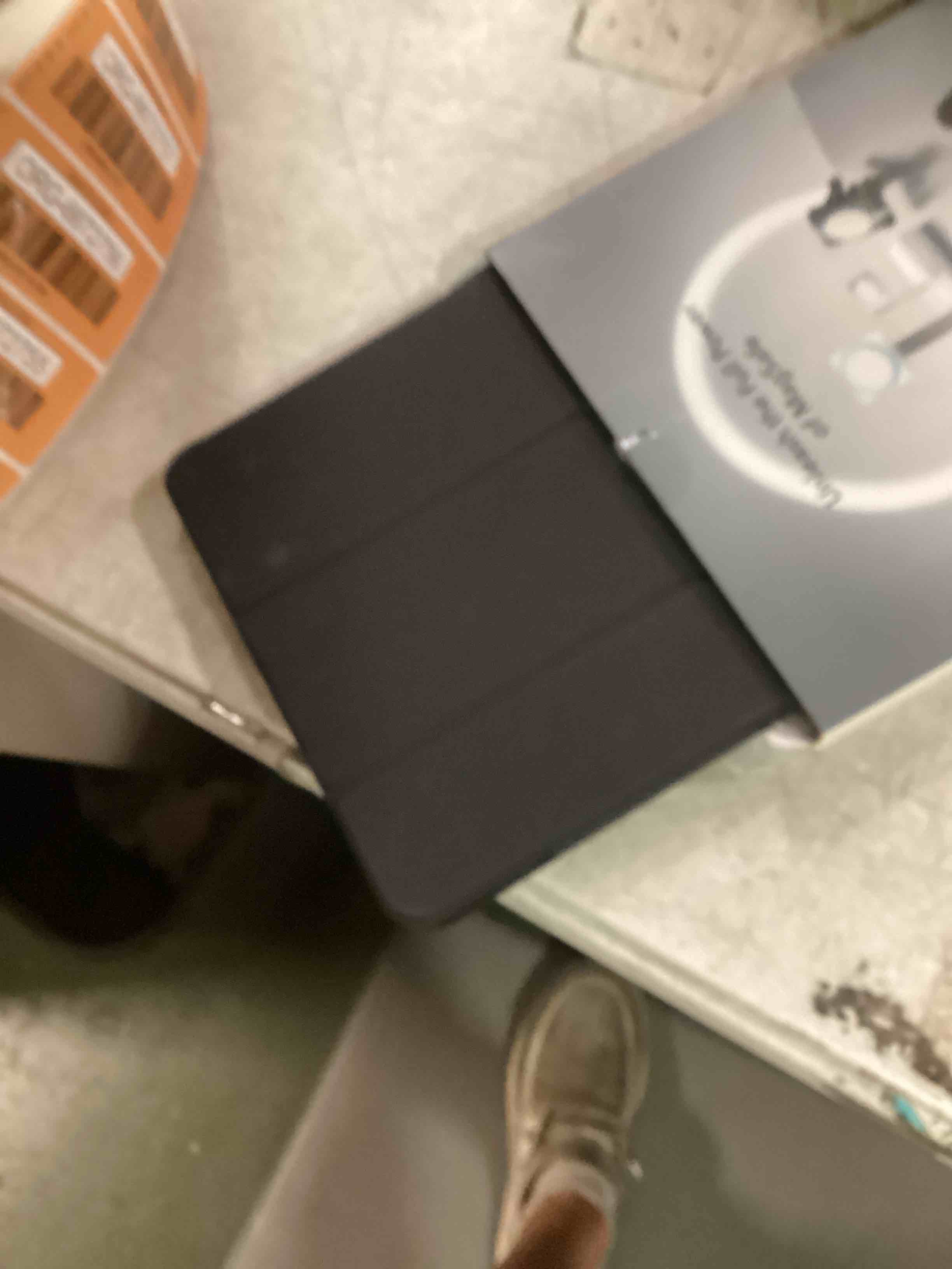 https://s3.amazonaws.com/lotting-images-prod/bidfta/ORG6672754_1722947370756.jpeg