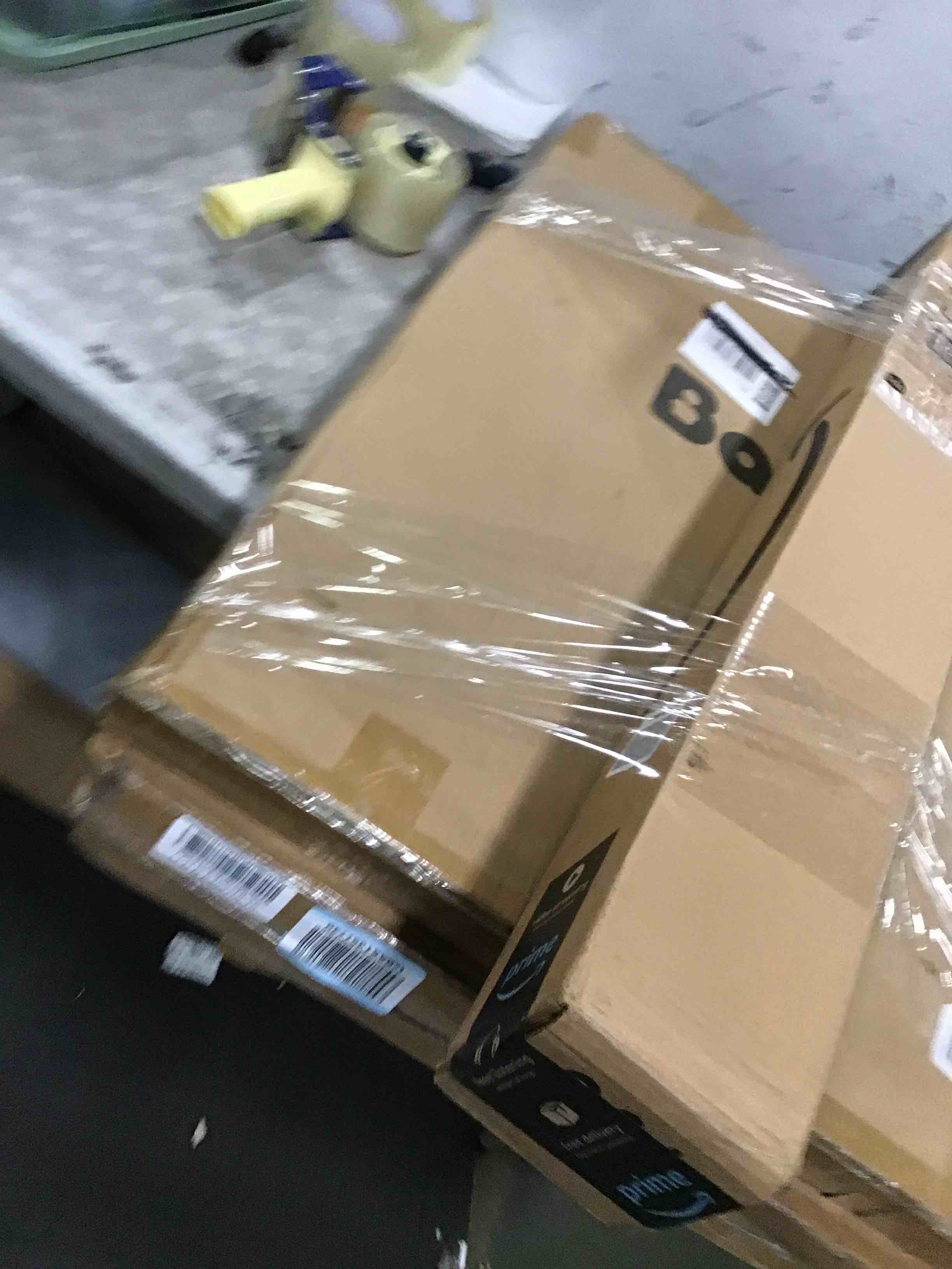 https://s3.amazonaws.com/lotting-images-prod/bidfta/ORG6674344_1722686355920.jpeg