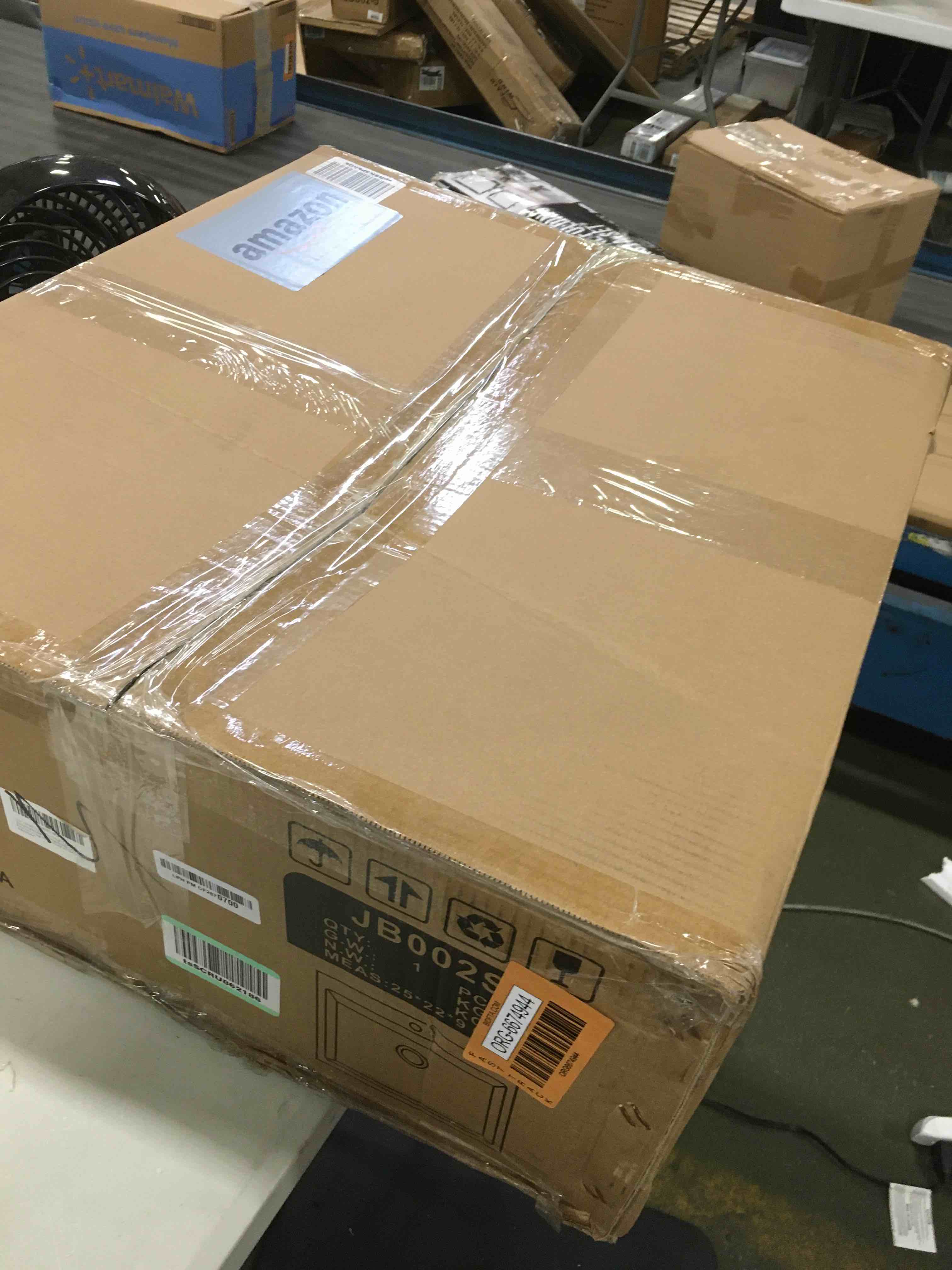 https://s3.amazonaws.com/lotting-images-prod/bidfta/ORG6674944_1723035778770.jpeg