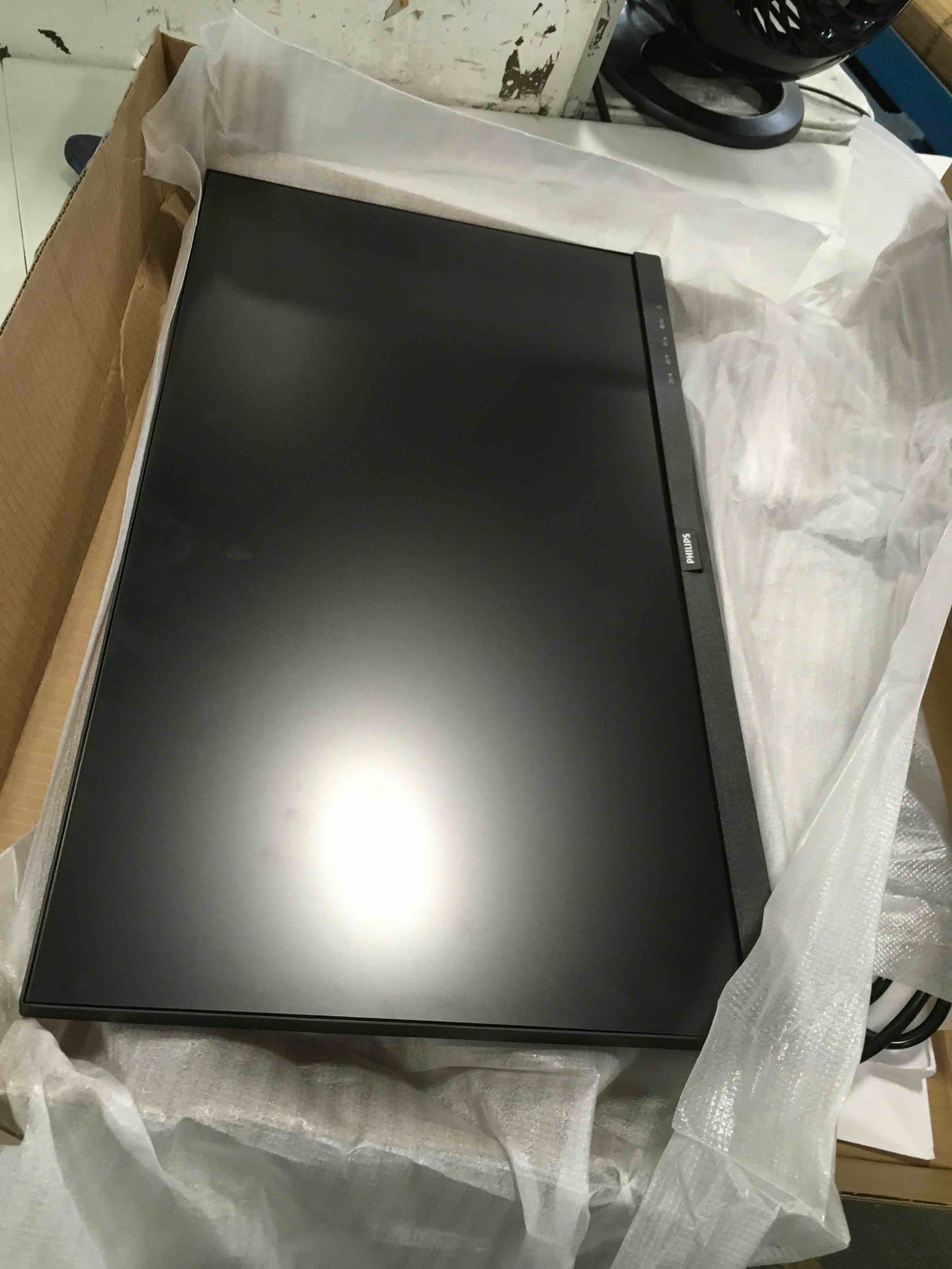 https://s3.amazonaws.com/lotting-images-prod/bidfta/ORG6675387_1723209790633.jpeg