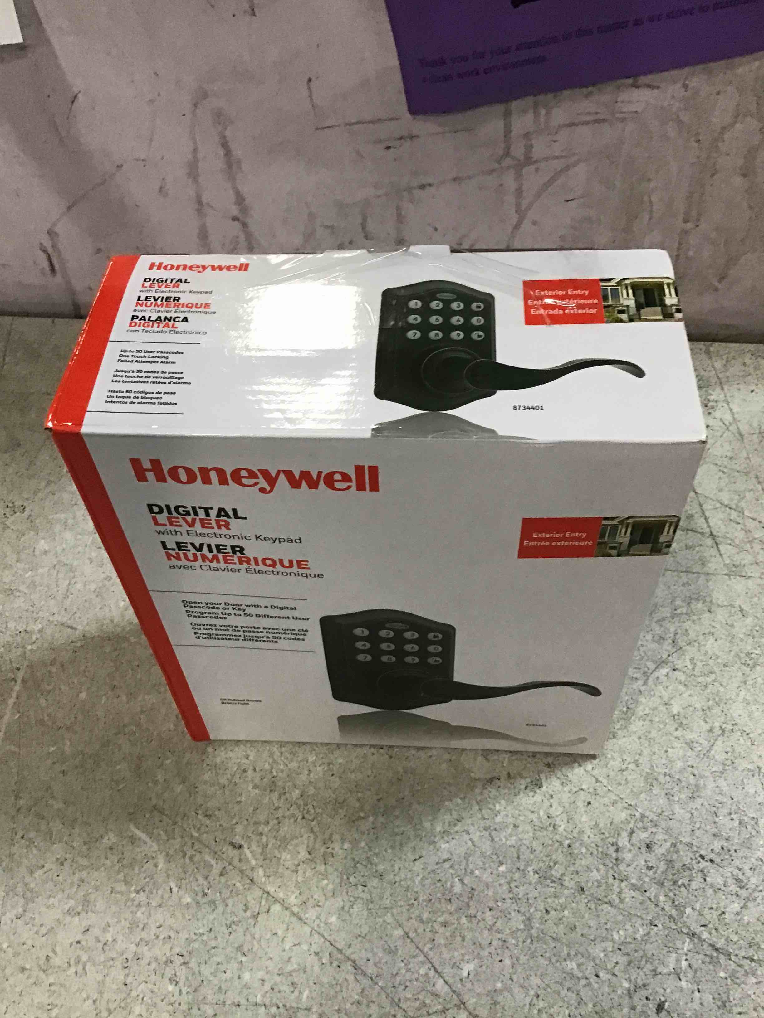 https://s3.amazonaws.com/lotting-images-prod/bidfta/ORG6675731_1722456376099.jpeg