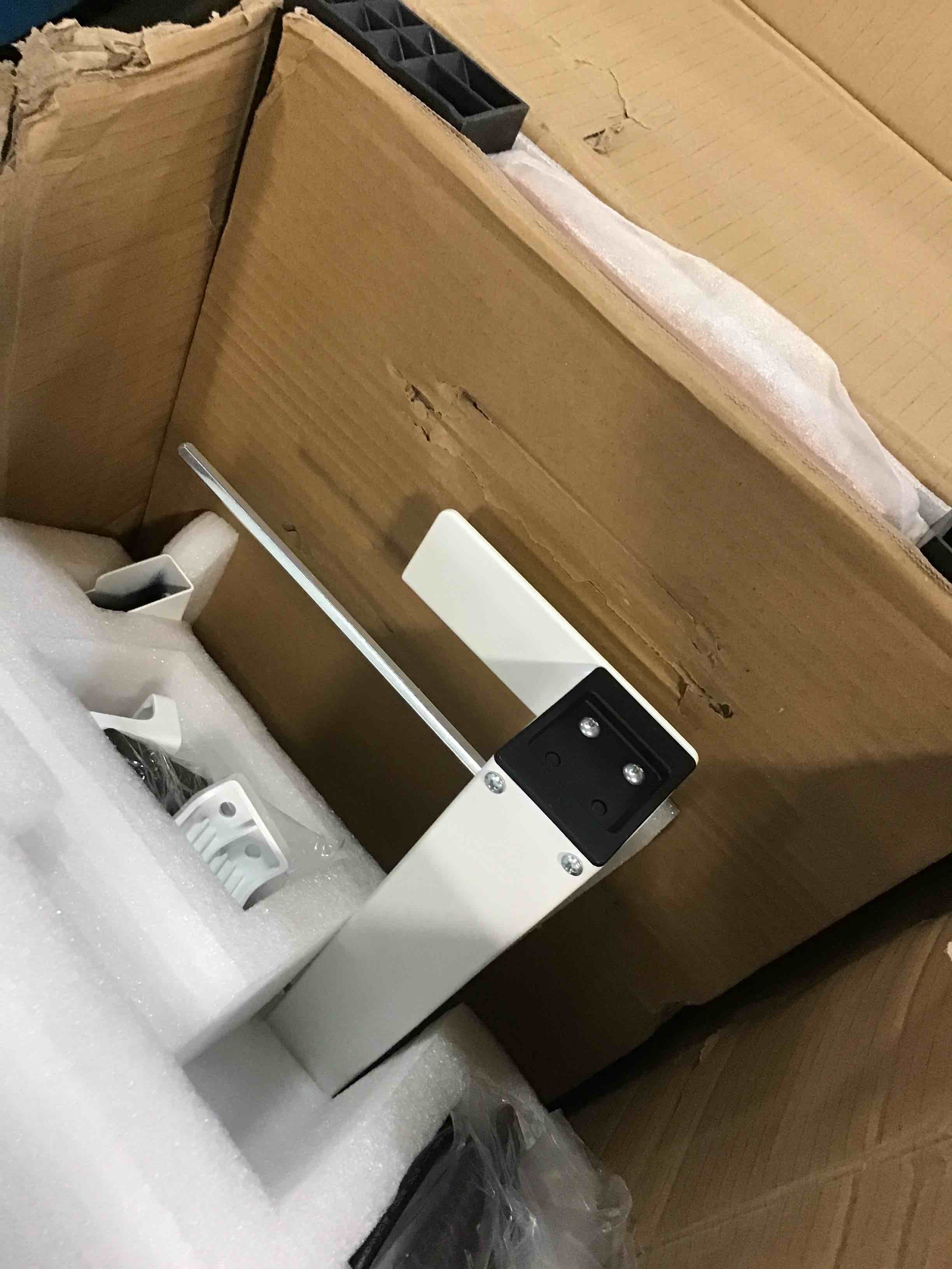 https://s3.amazonaws.com/lotting-images-prod/bidfta/ORG6676020_1722603390972.jpeg