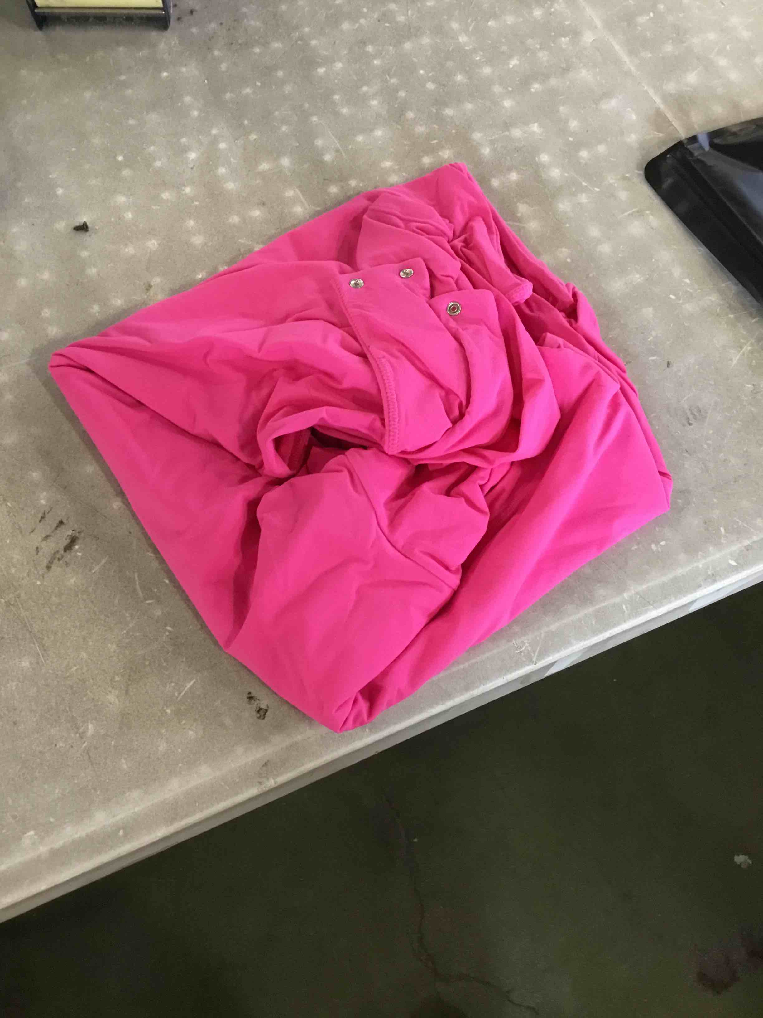 https://s3.amazonaws.com/lotting-images-prod/bidfta/ORG6677399_1722868181651.jpeg