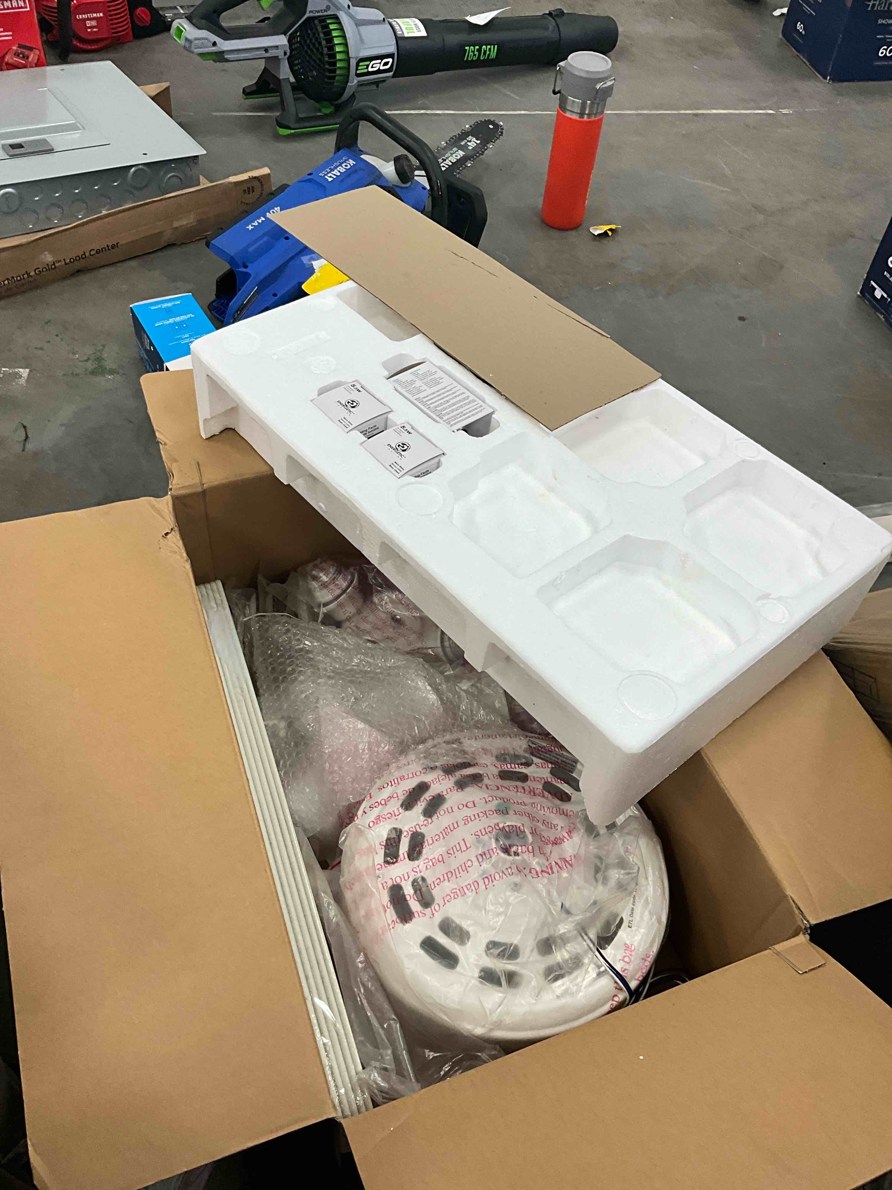 https://s3.amazonaws.com/lotting-images-prod/bidfta/ORG6683144_1732133869740.jpeg