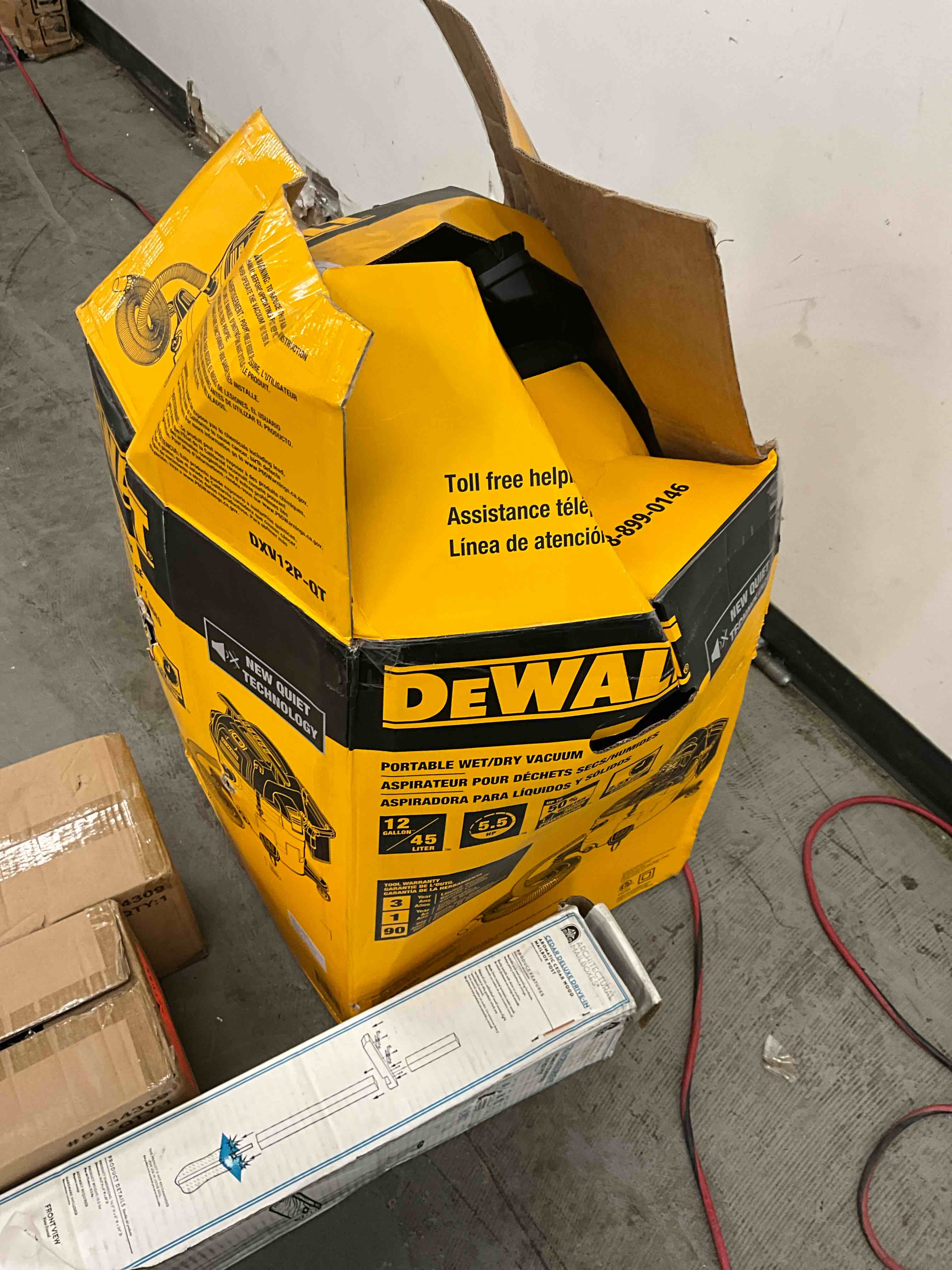 https://s3.amazonaws.com/lotting-images-prod/bidfta/ORG6683312_1732140382476.jpeg