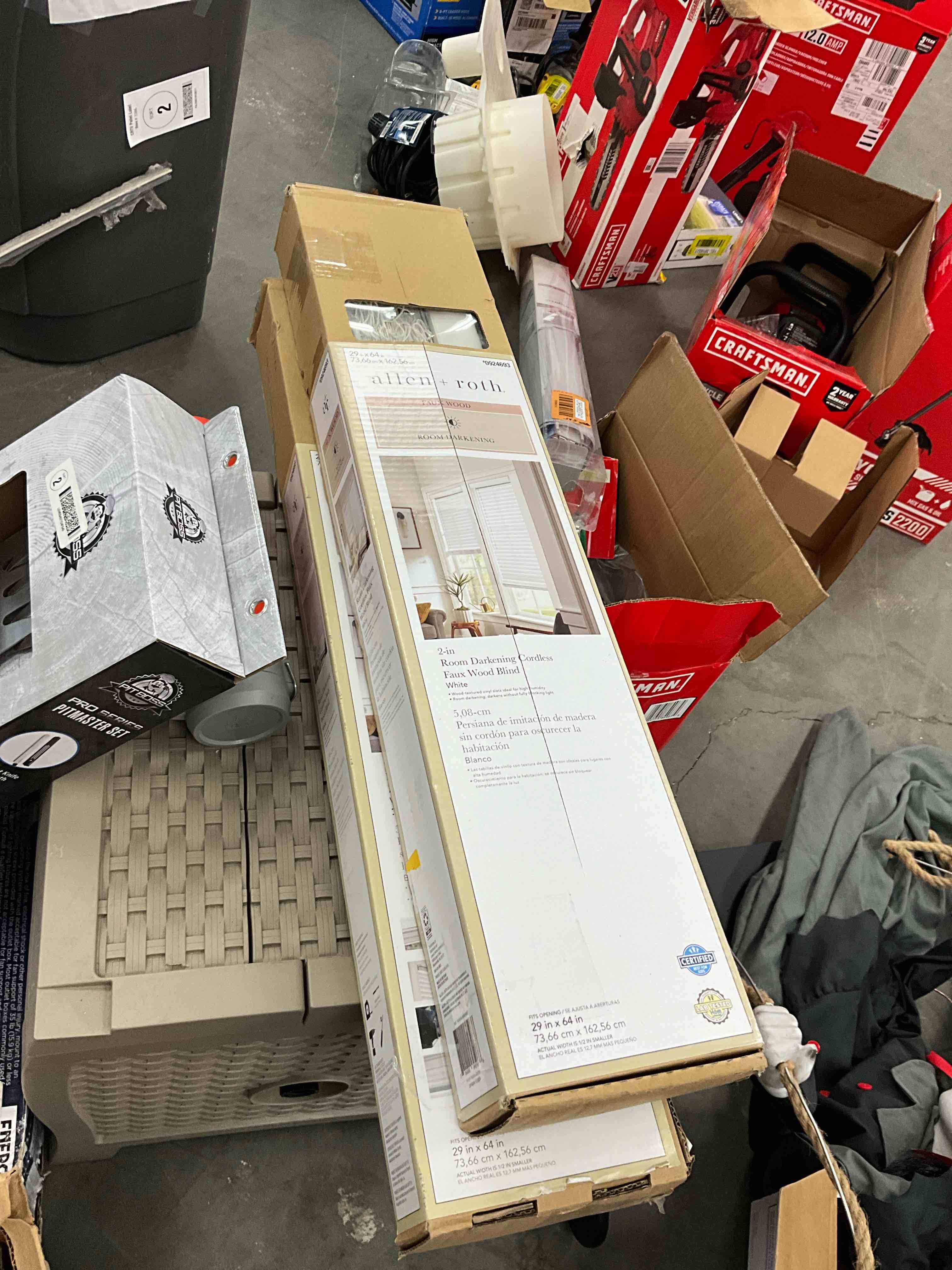 https://s3.amazonaws.com/lotting-images-prod/bidfta/ORG6683314_1732140864932.jpeg