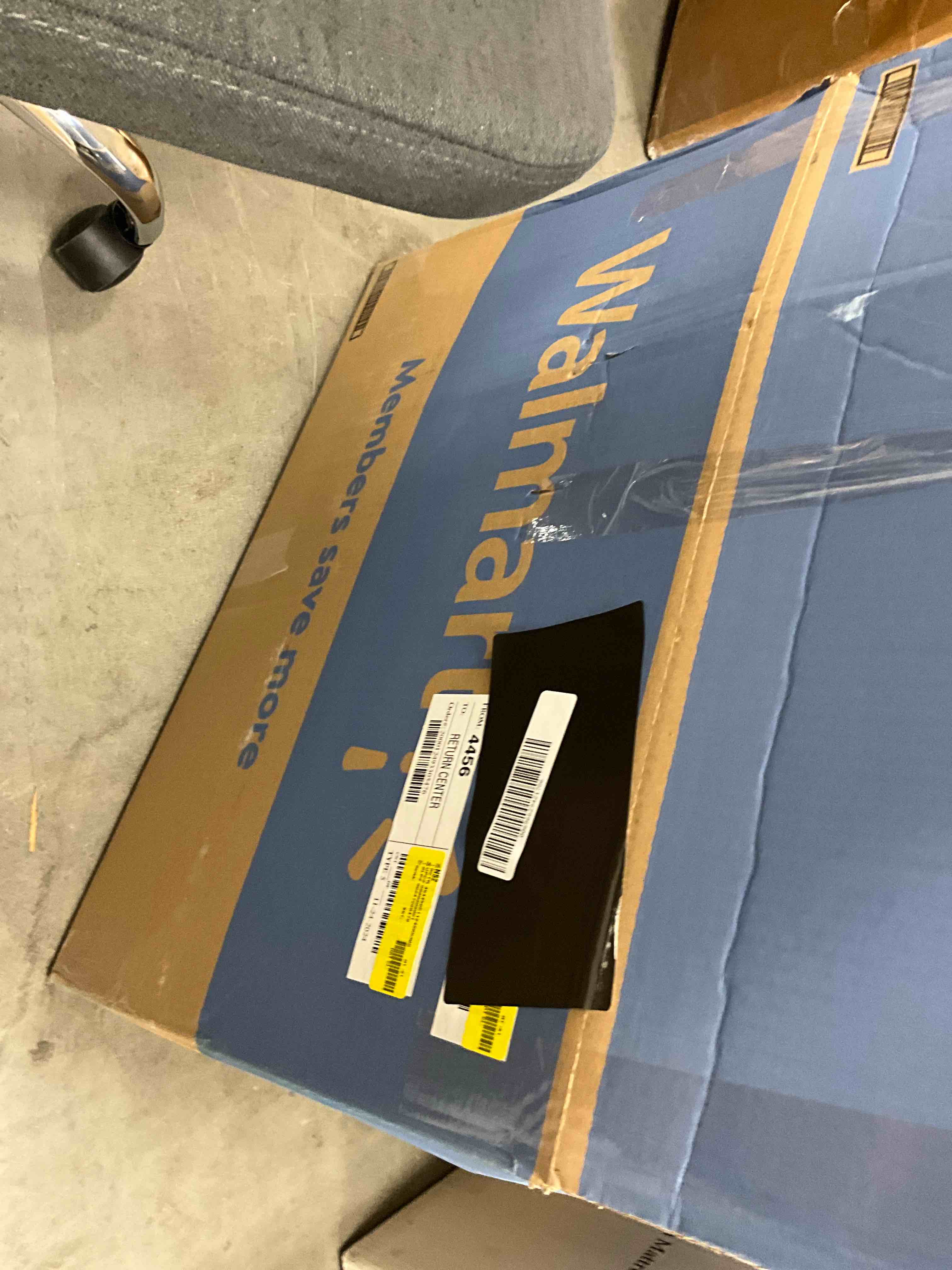 https://s3.amazonaws.com/lotting-images-prod/bidfta/ORG6684240_1734198398949.jpeg