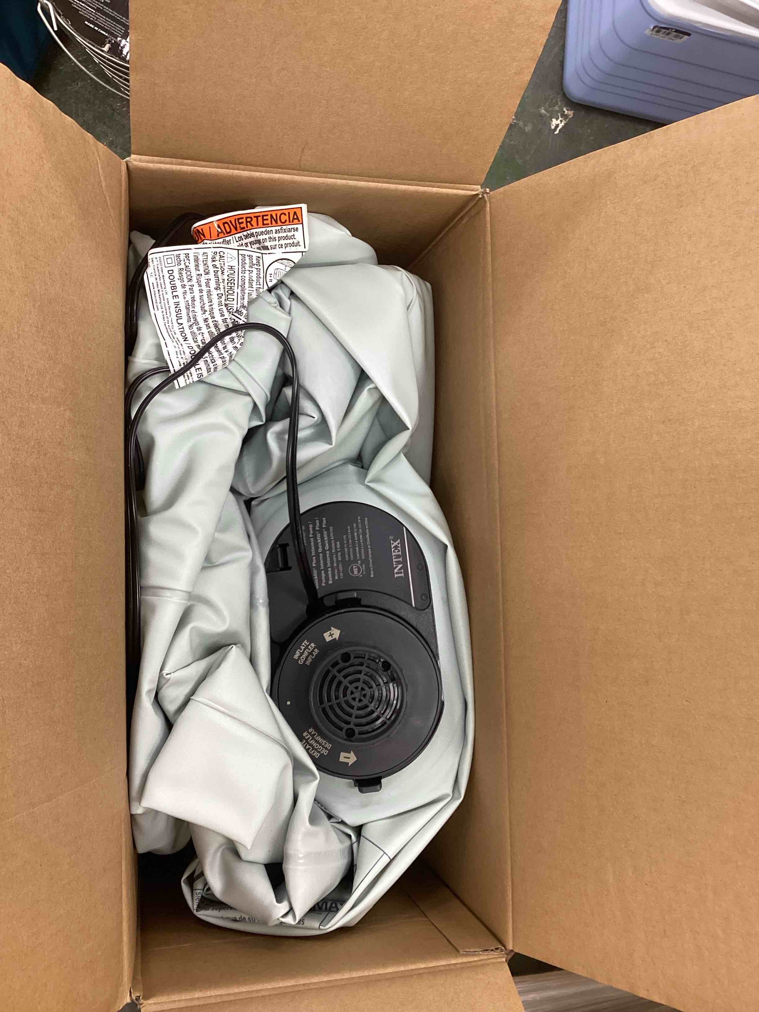 https://s3.amazonaws.com/lotting-images-prod/bidfta/ORG6684643_1722979282513.jpeg