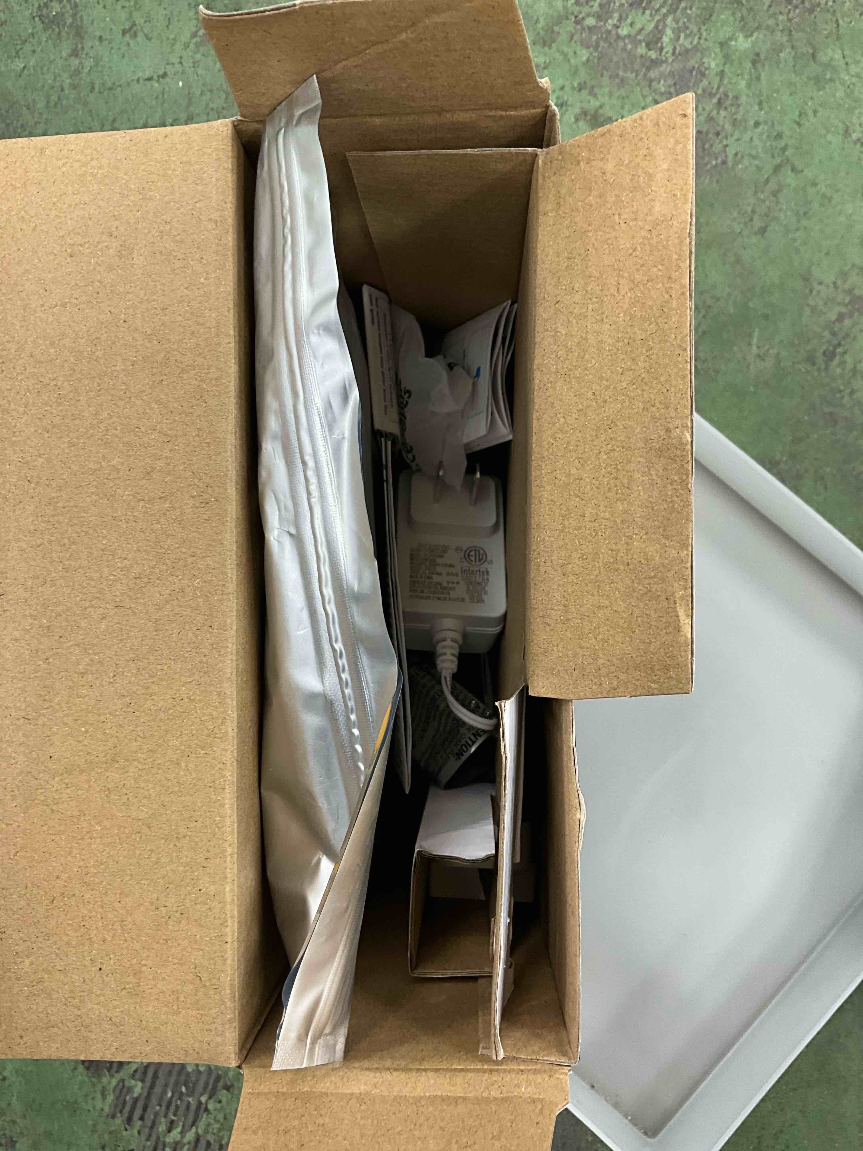 https://s3.amazonaws.com/lotting-images-prod/bidfta/ORG6684938_1723841263222.jpeg