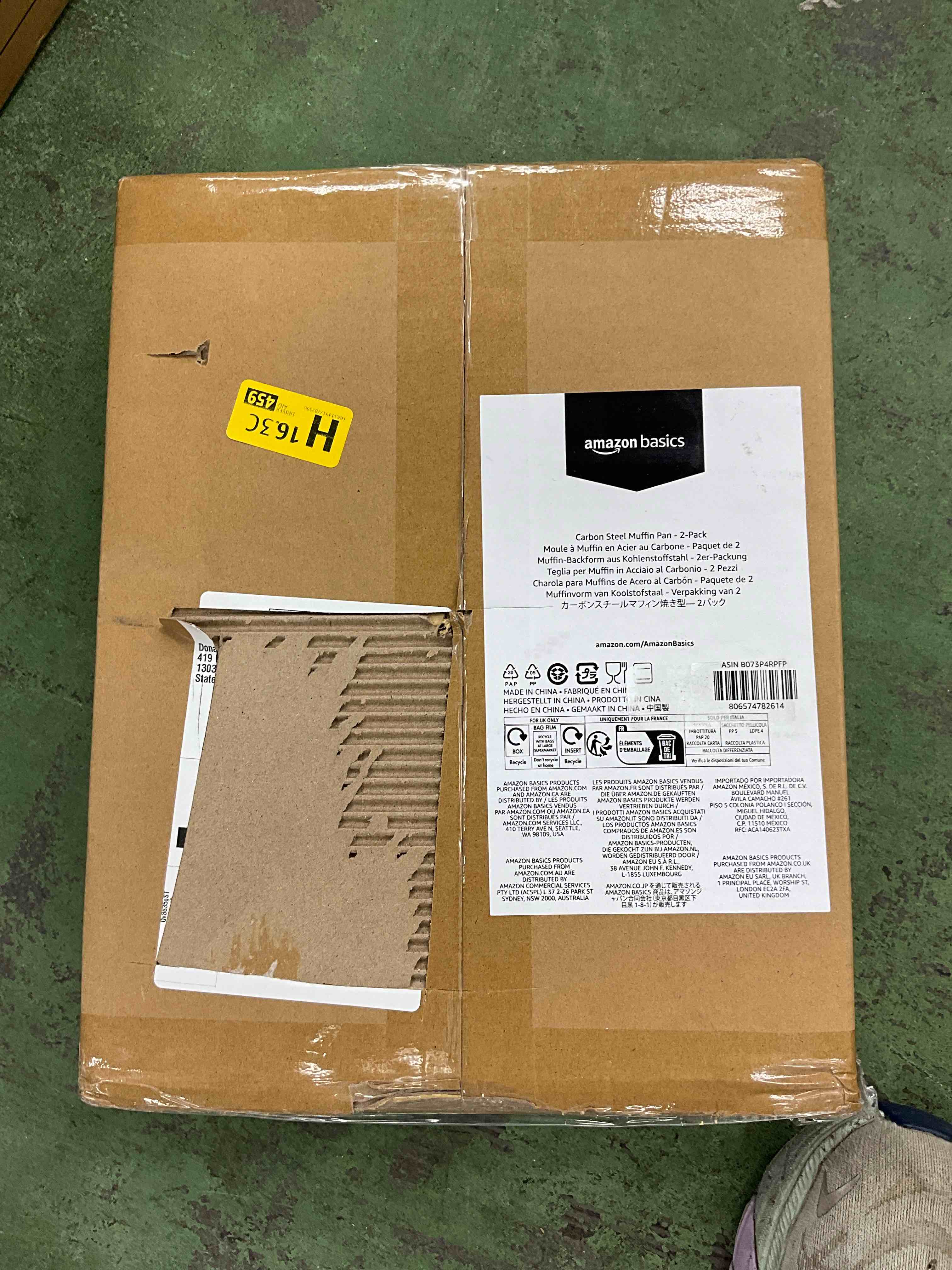 AmazonBasics Nonstick Carbon Steel Muffin Pan 2Pack