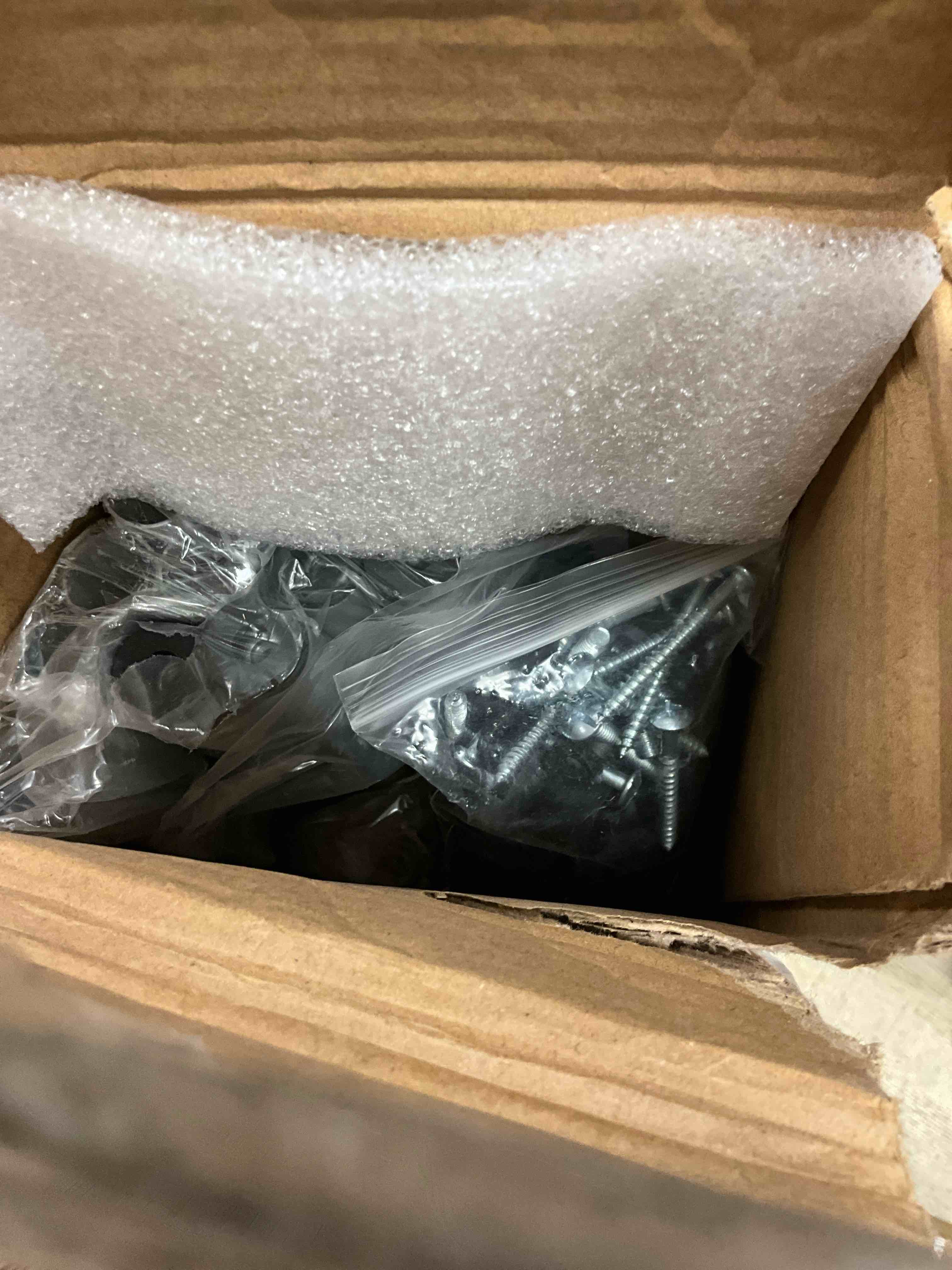 https://s3.amazonaws.com/lotting-images-prod/bidfta/ORG6686932_1729872179569.jpeg