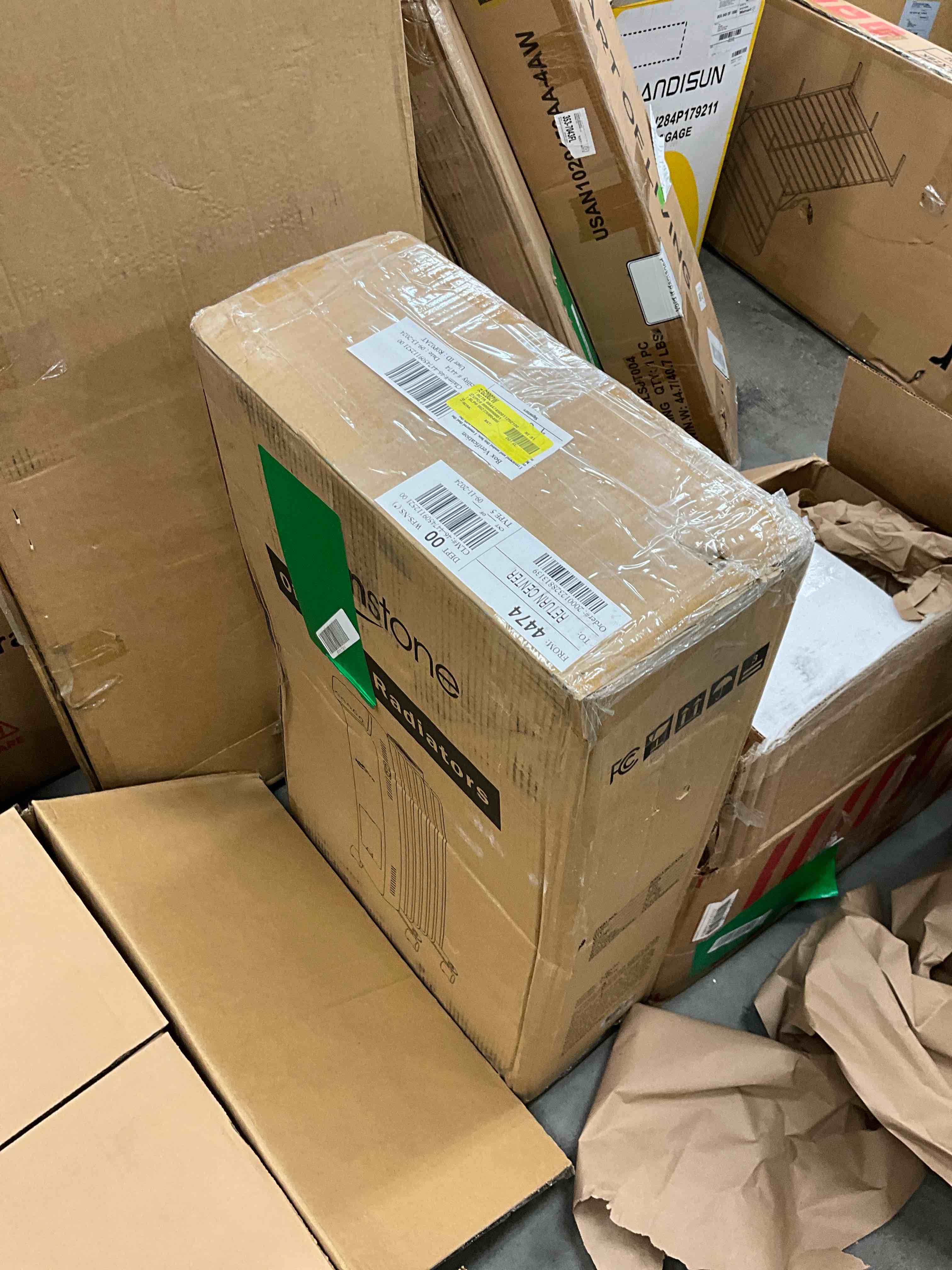 https://s3.amazonaws.com/lotting-images-prod/bidfta/ORG6687181_1730220372193.jpeg