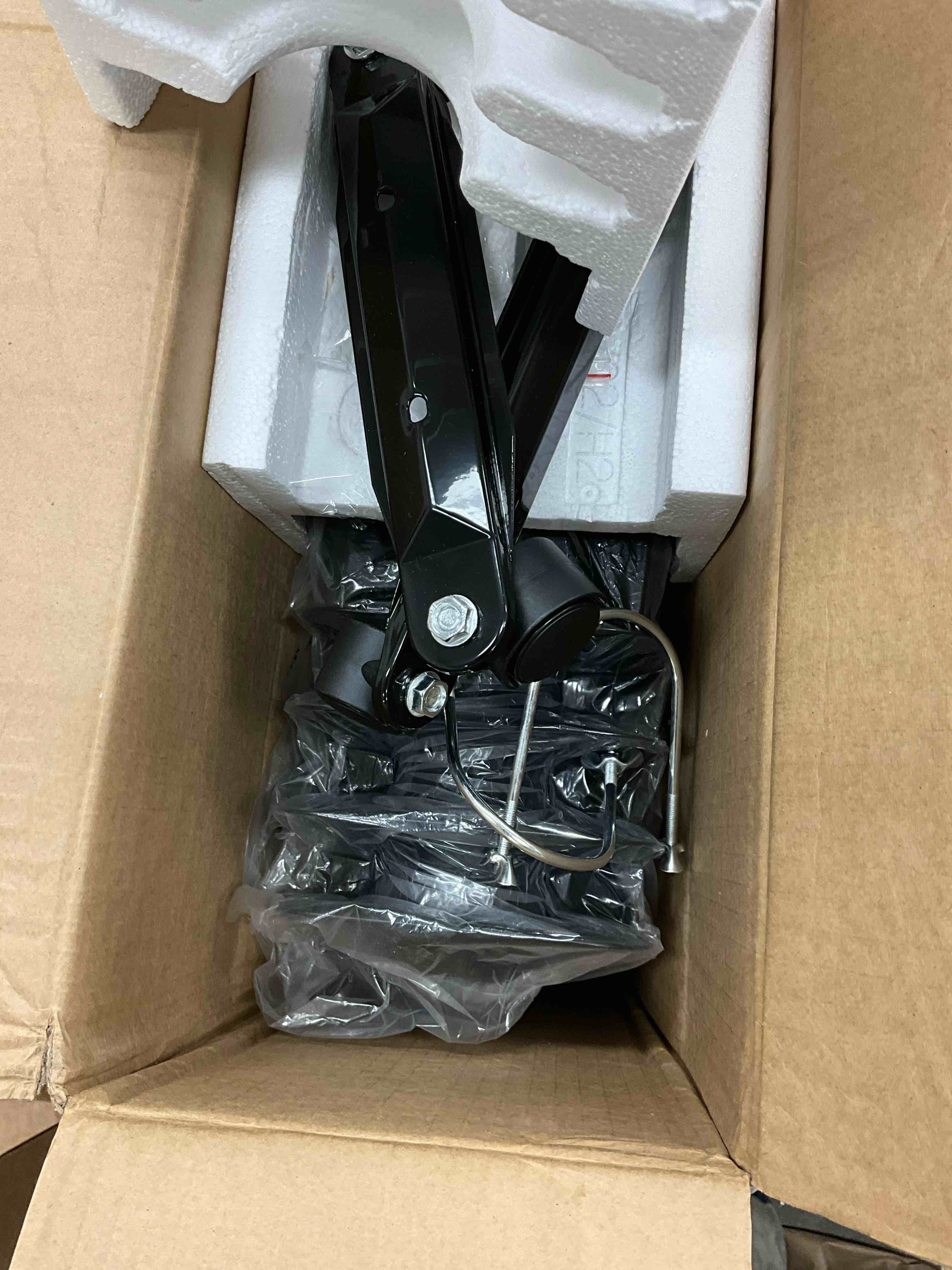 https://s3.amazonaws.com/lotting-images-prod/bidfta/ORG6687181_1730220397116.jpeg