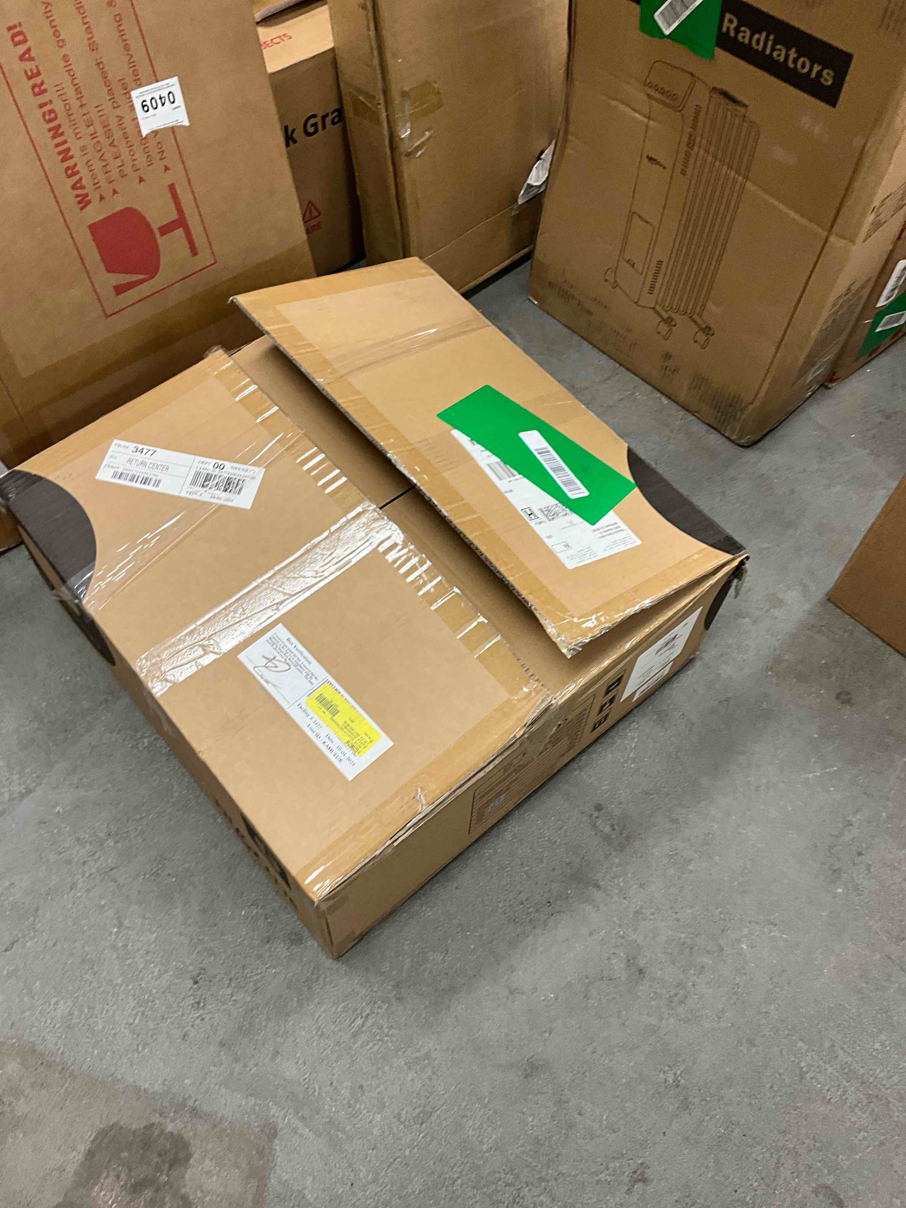 https://s3.amazonaws.com/lotting-images-prod/bidfta/ORG6687182_1730220518016.jpeg
