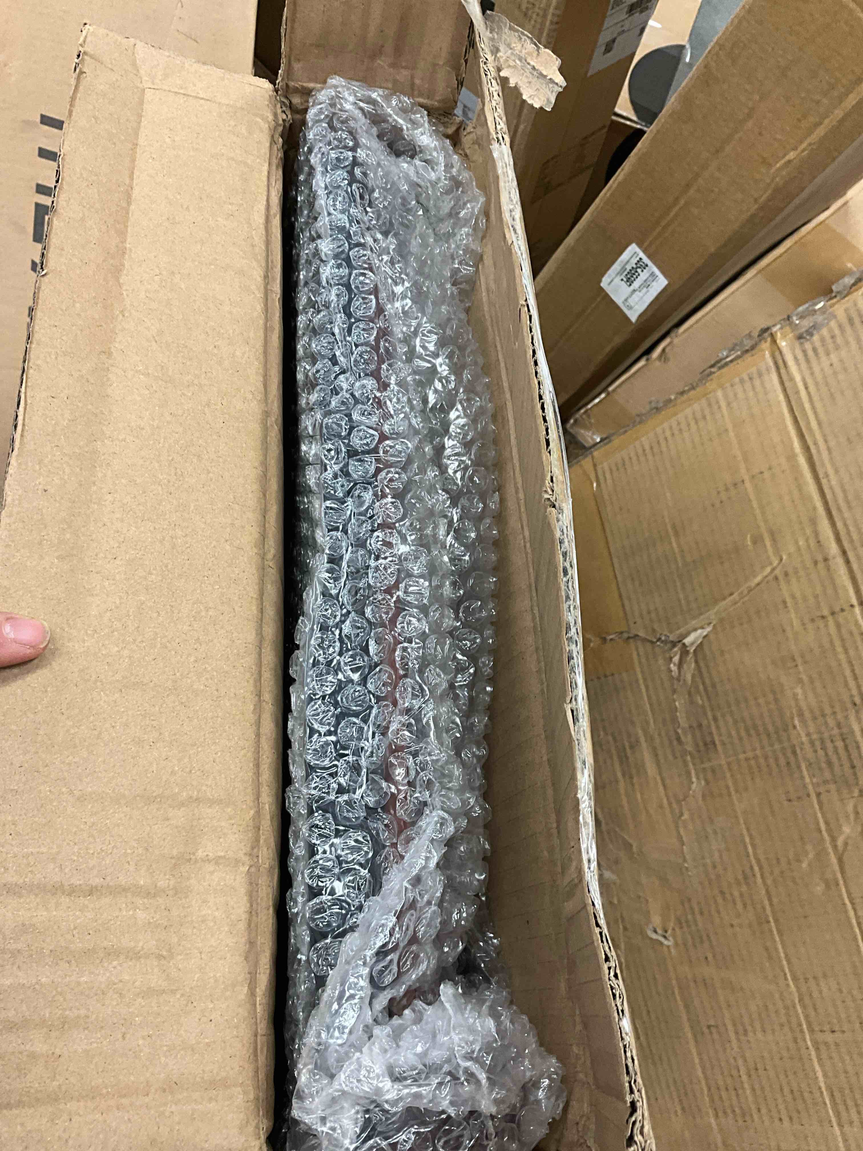 https://s3.amazonaws.com/lotting-images-prod/bidfta/ORG6687185_1730220862316.jpeg