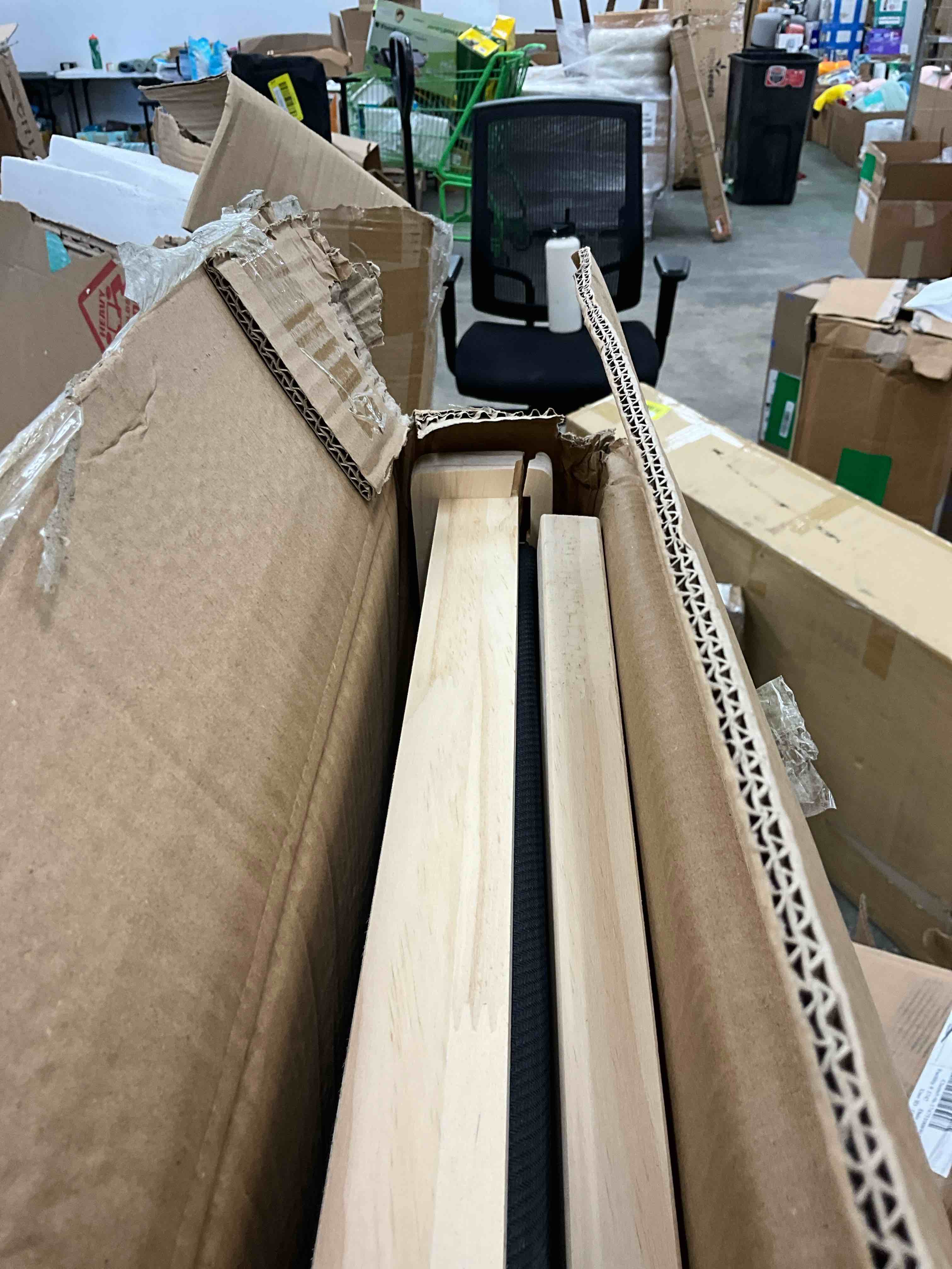 https://s3.amazonaws.com/lotting-images-prod/bidfta/ORG6687187_1730221185937.jpeg