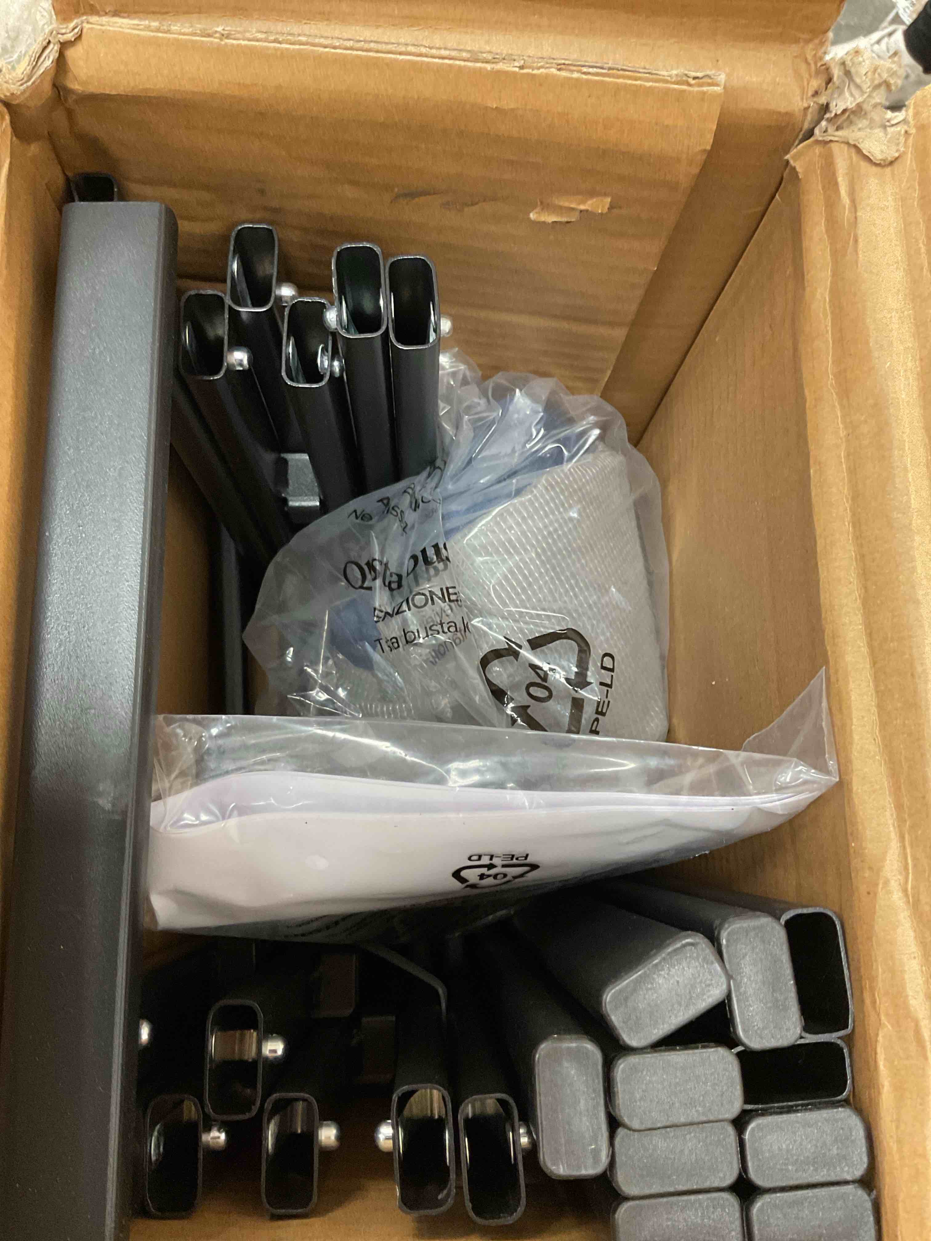 https://s3.amazonaws.com/lotting-images-prod/bidfta/ORG6687277_1730563940280.jpeg