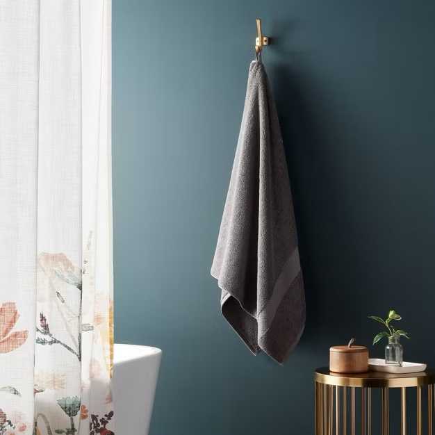 Performance Plus Bath Towel - Threshold