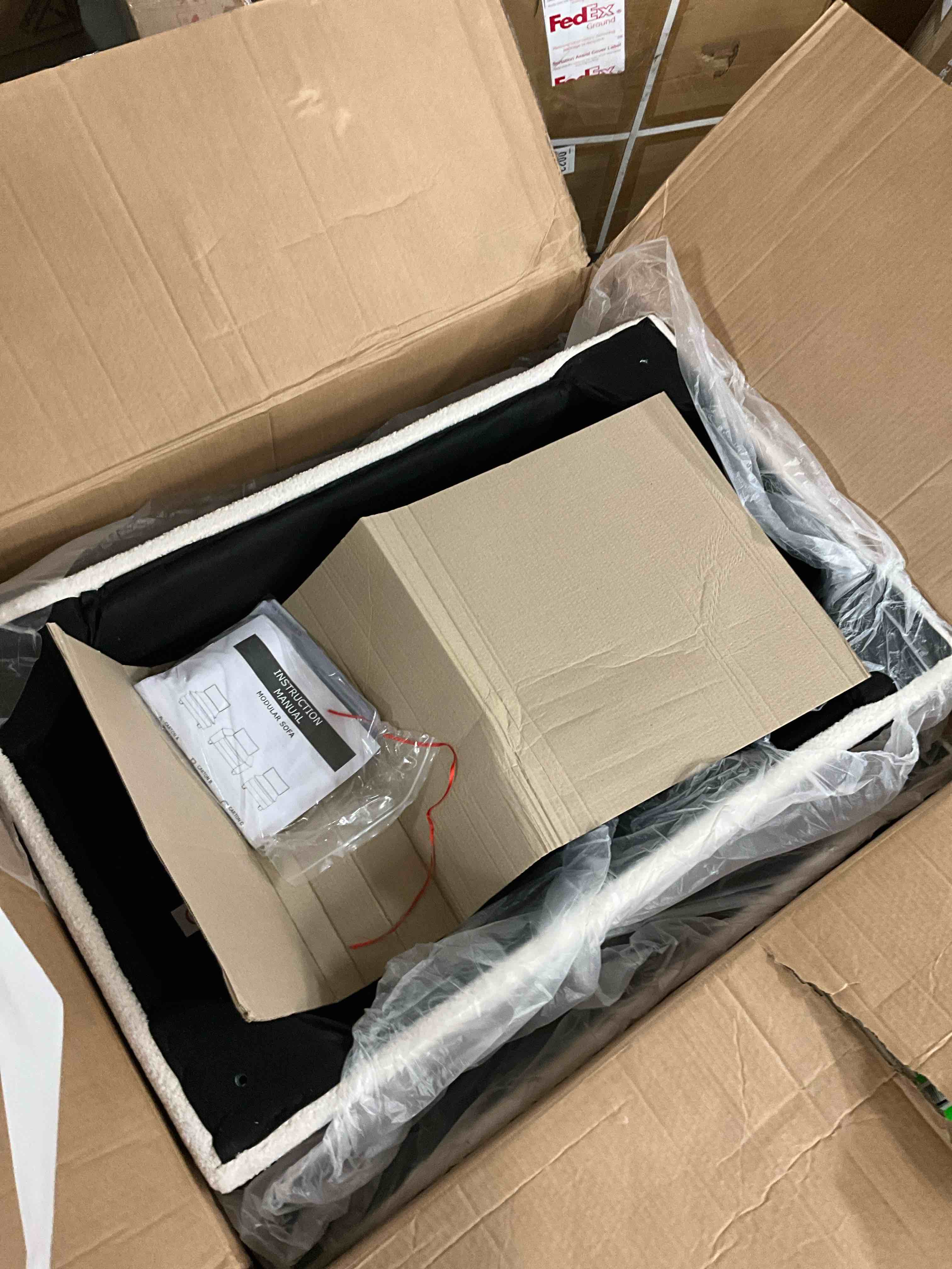 https://s3.amazonaws.com/lotting-images-prod/bidfta/ORG6687453_1734735732333.jpeg