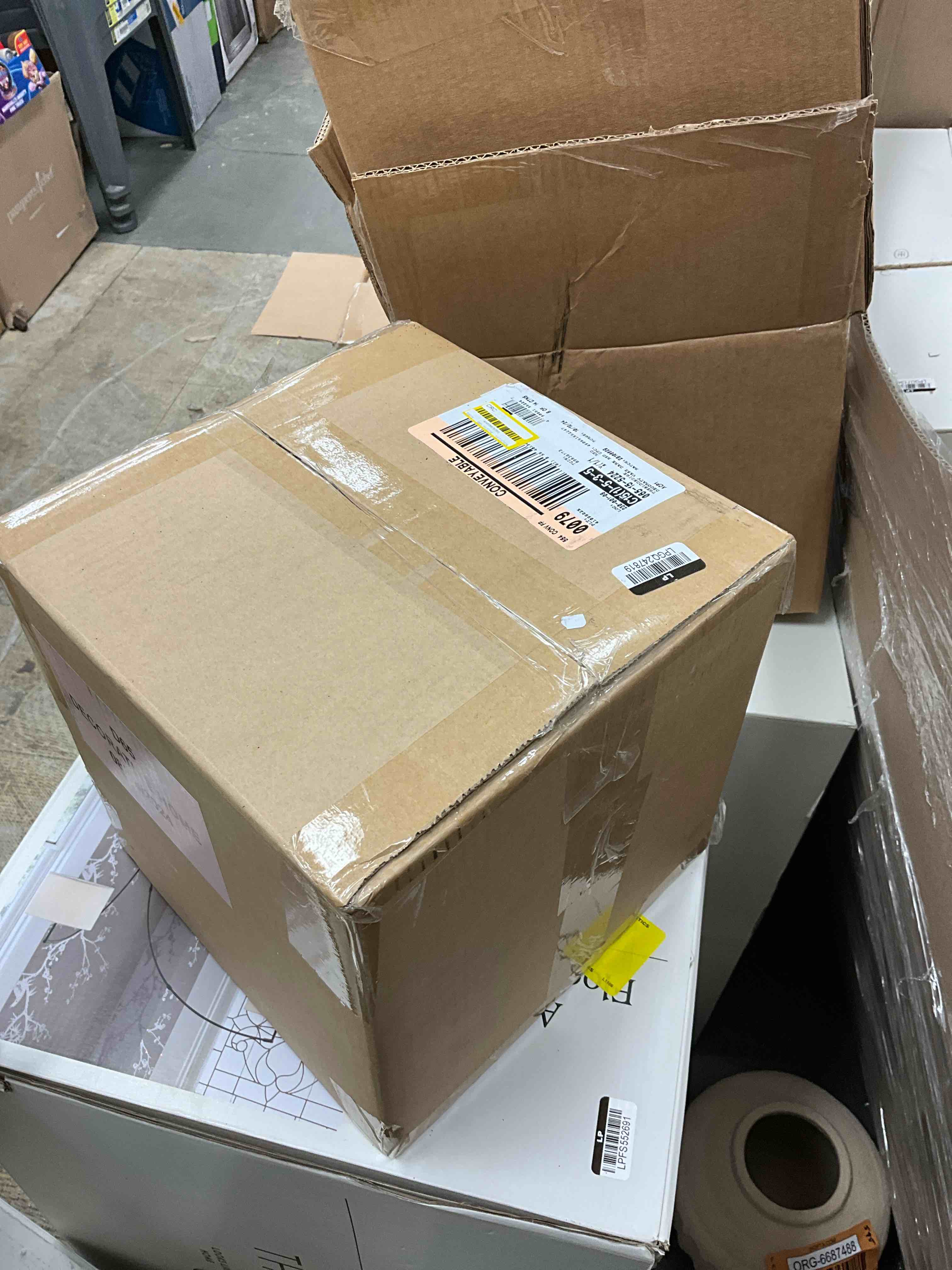 https://s3.amazonaws.com/lotting-images-prod/bidfta/ORG6687492_1734967469850.jpeg
