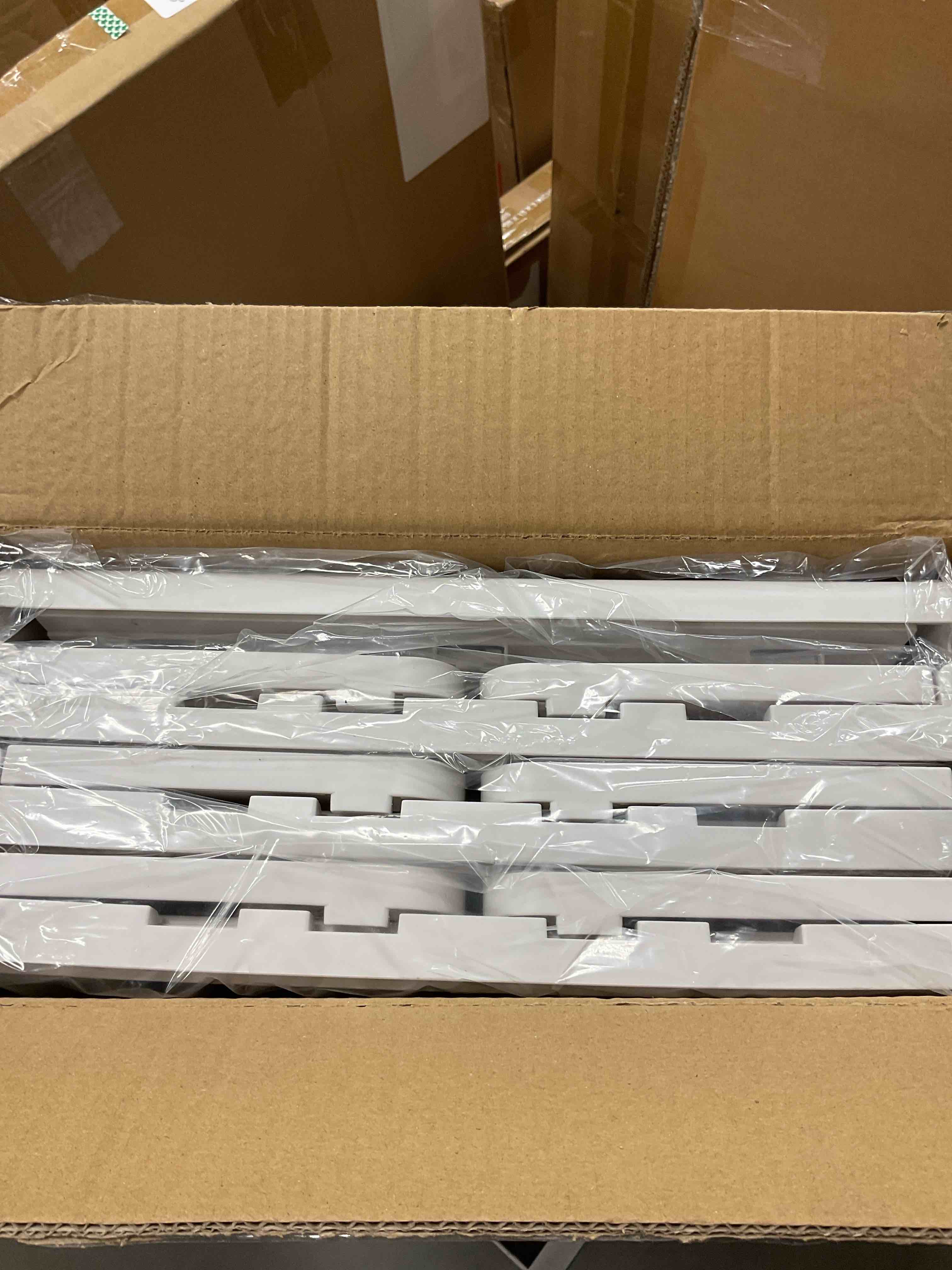 https://s3.amazonaws.com/lotting-images-prod/bidfta/ORG6688039_1737210173335.jpeg