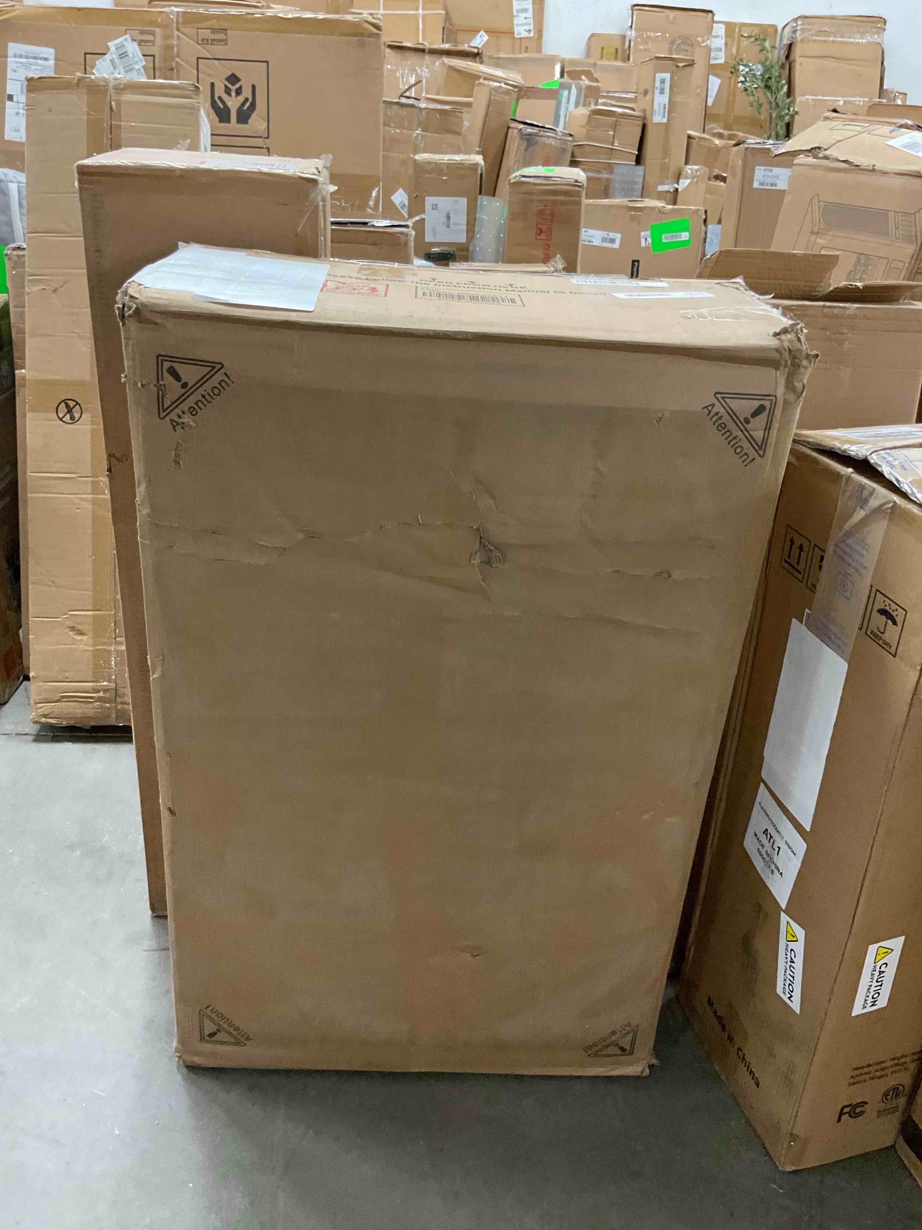 https://s3.amazonaws.com/lotting-images-prod/bidfta/ORG6688046_1737211107421.jpeg
