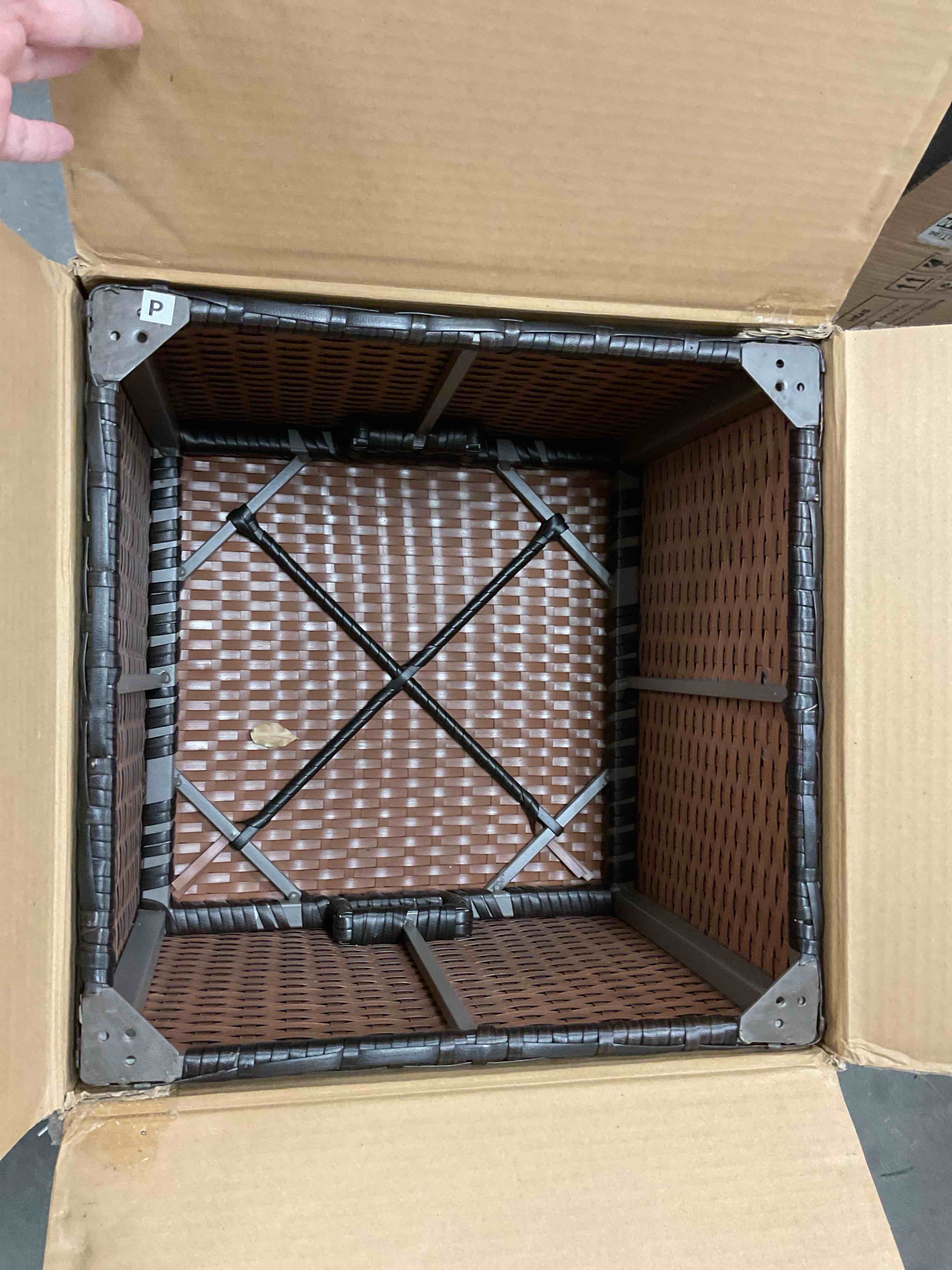 https://s3.amazonaws.com/lotting-images-prod/bidfta/ORG6688058_1737213411272.jpeg