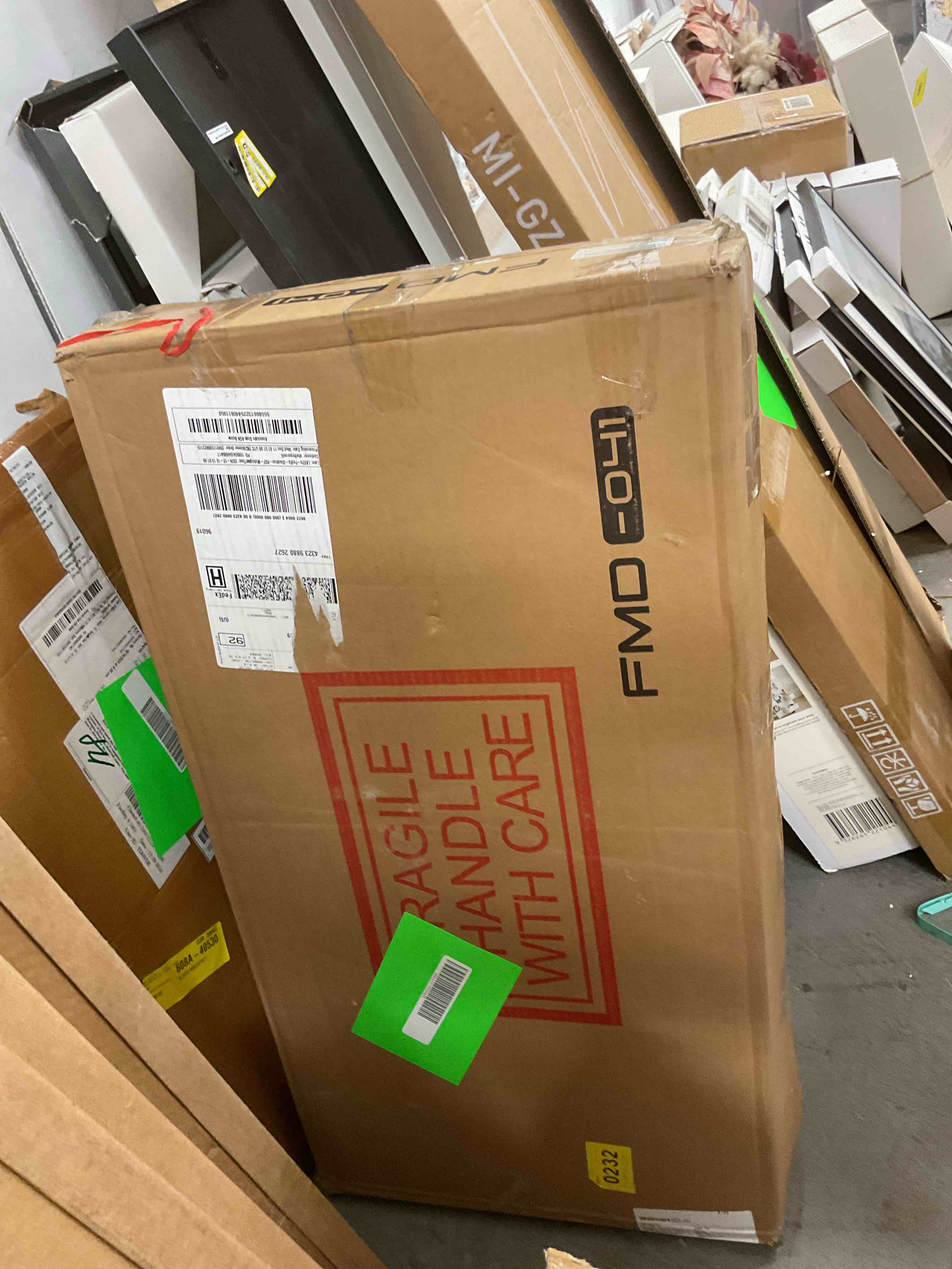 https://s3.amazonaws.com/lotting-images-prod/bidfta/ORG6688343_1738425793335.jpeg