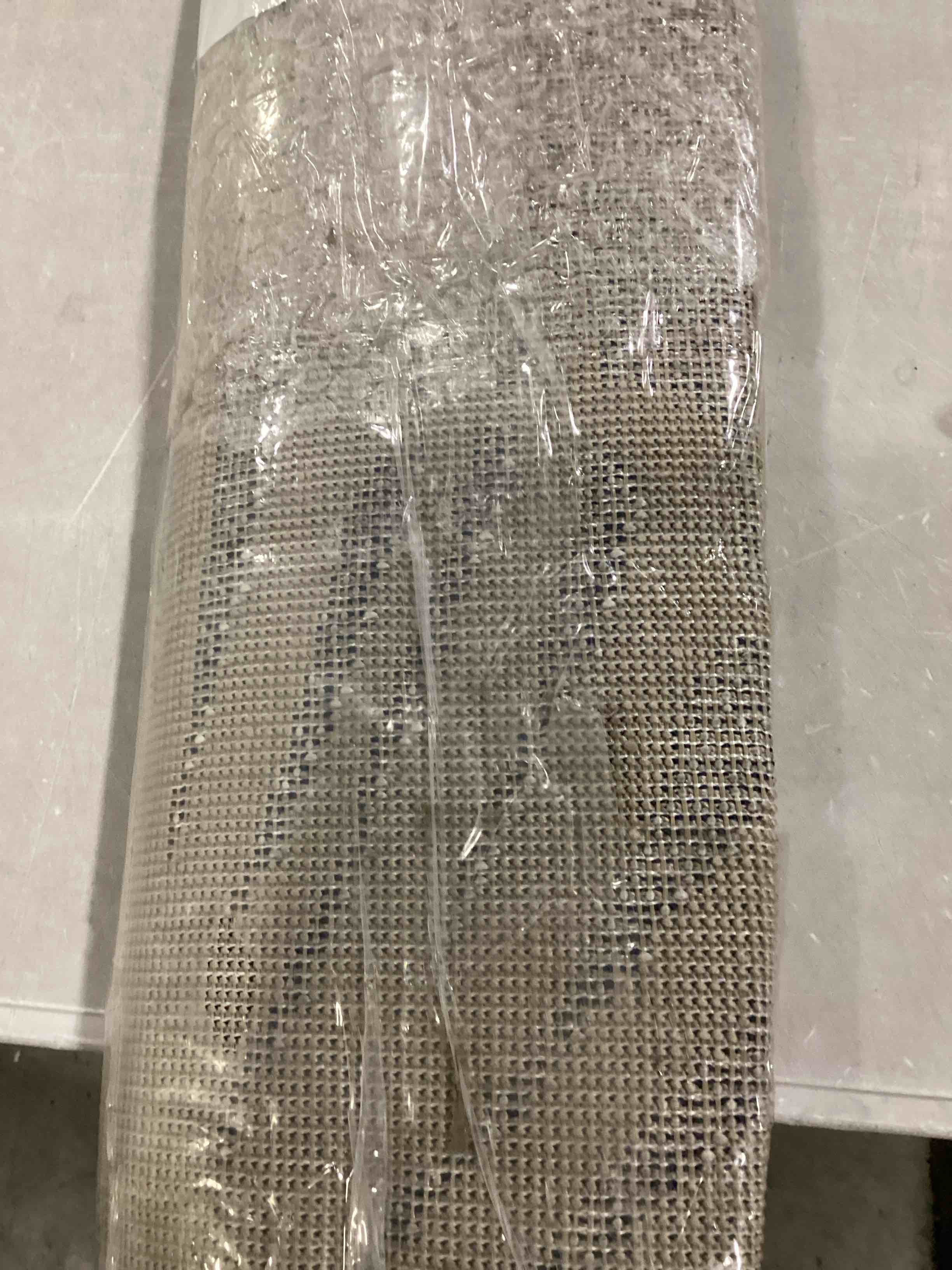 Hernandez Floral Gray/Ivory/Beige Indoor & Outdoor Area Rug