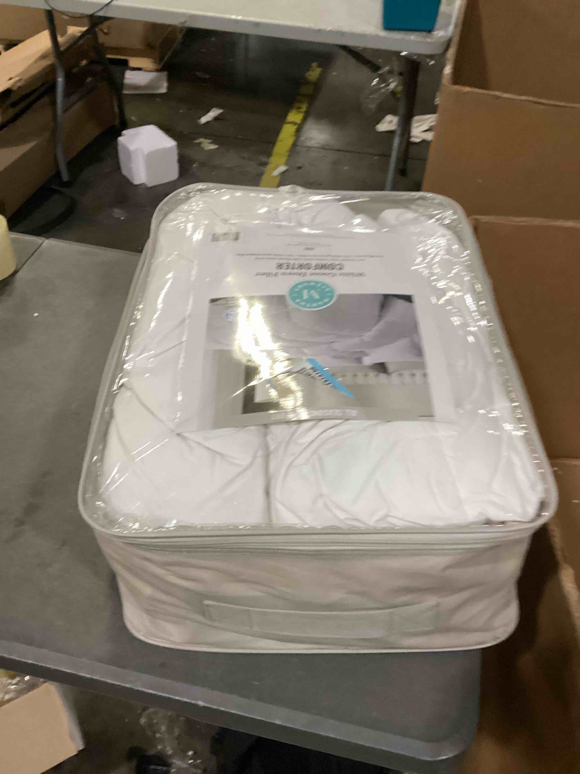 https://s3.amazonaws.com/lotting-images-prod/bidfta/ORG6695191_1727879518261.jpeg