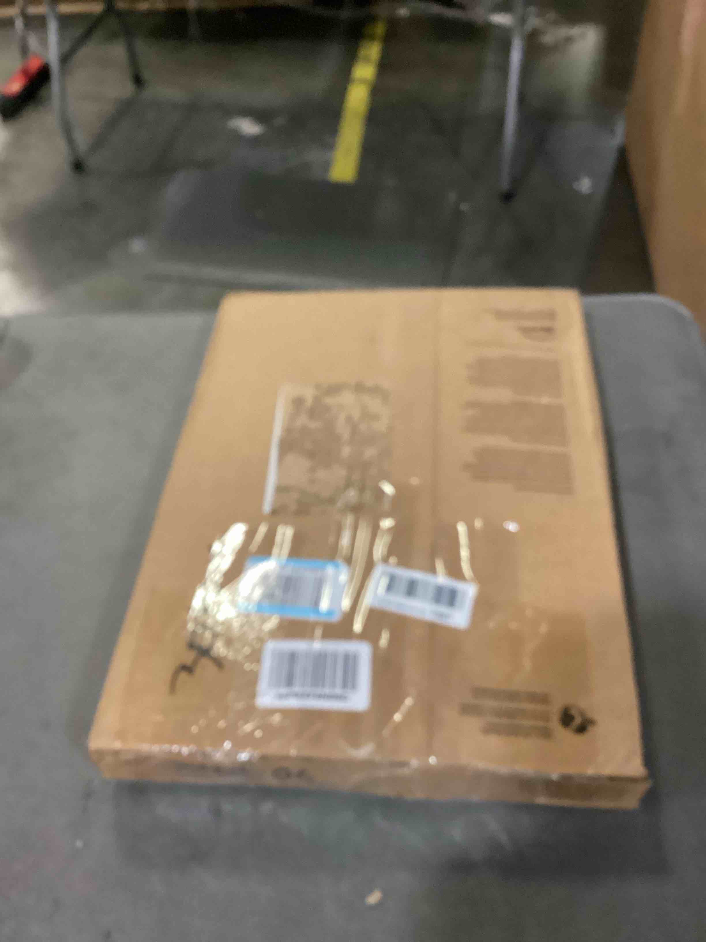 https://s3.amazonaws.com/lotting-images-prod/bidfta/ORG6695608_1728299869184.jpeg