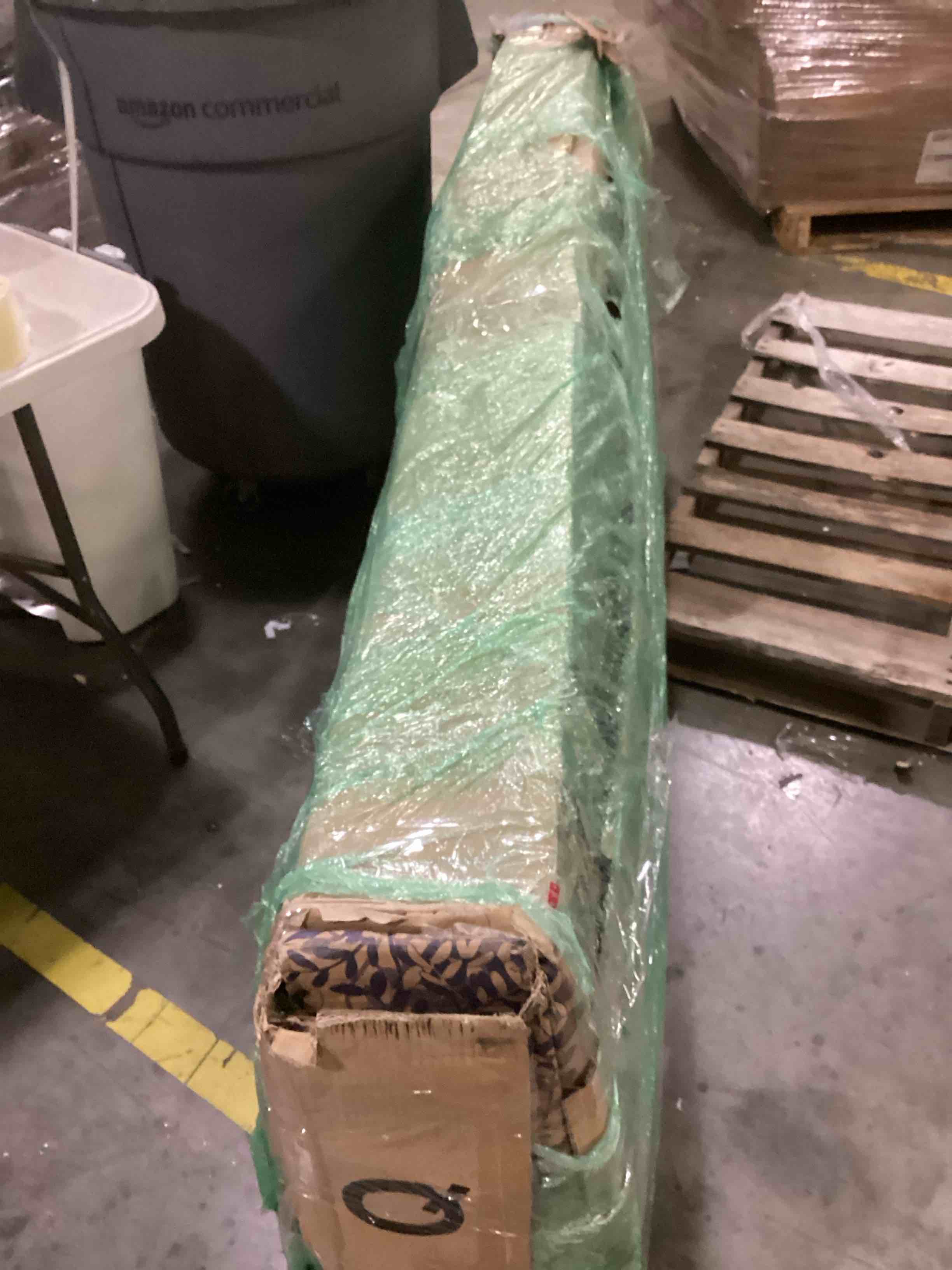 https://s3.amazonaws.com/lotting-images-prod/bidfta/ORG6695898_1728493124460.jpeg