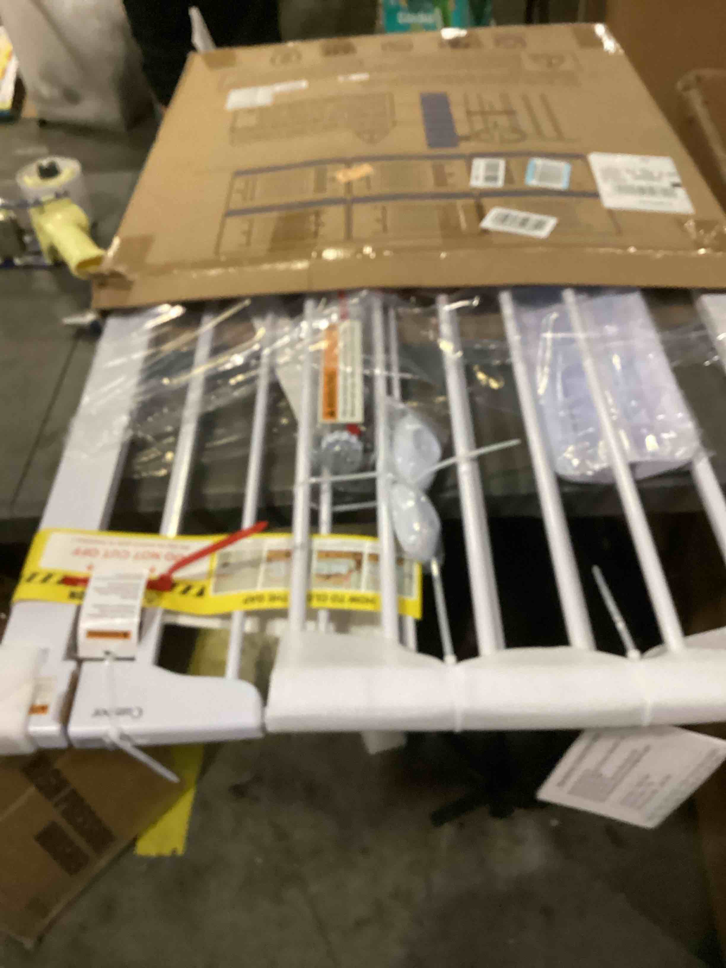 https://s3.amazonaws.com/lotting-images-prod/bidfta/ORG6696025_1728665843252.jpeg