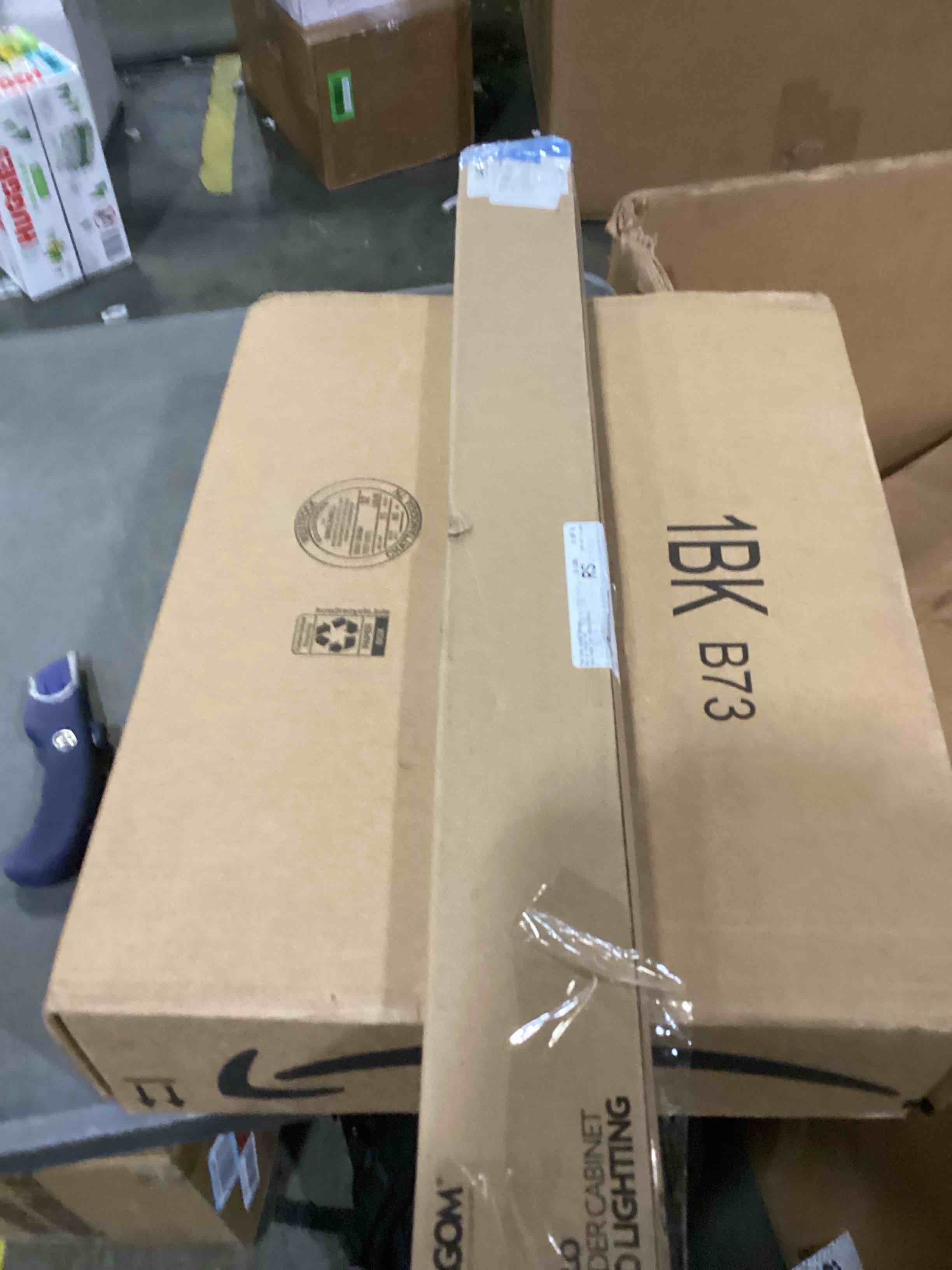 https://s3.amazonaws.com/lotting-images-prod/bidfta/ORG6696082_1728674752808.jpeg