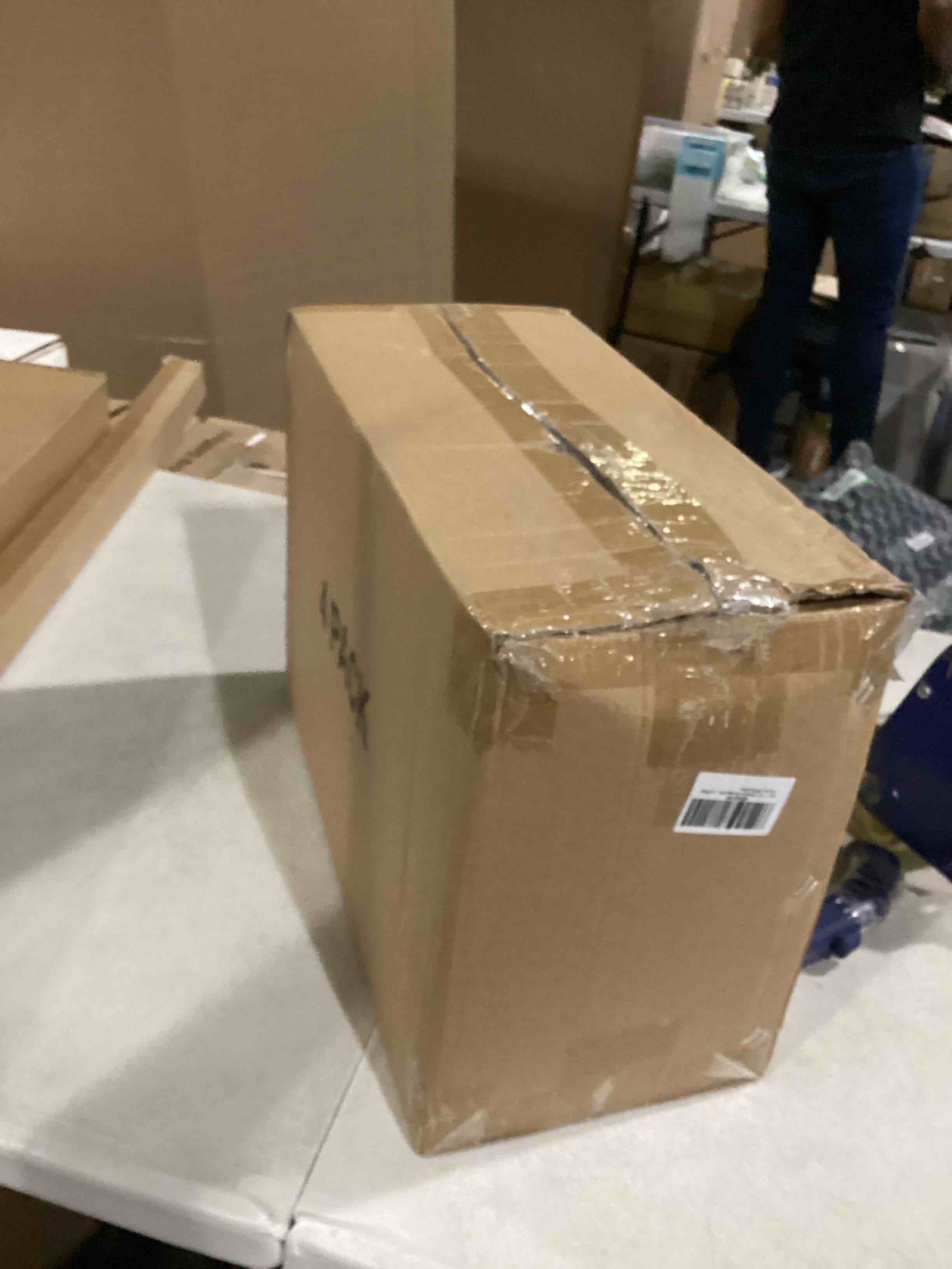 https://s3.amazonaws.com/lotting-images-prod/bidfta/ORG6696726_1726339947272.jpeg
