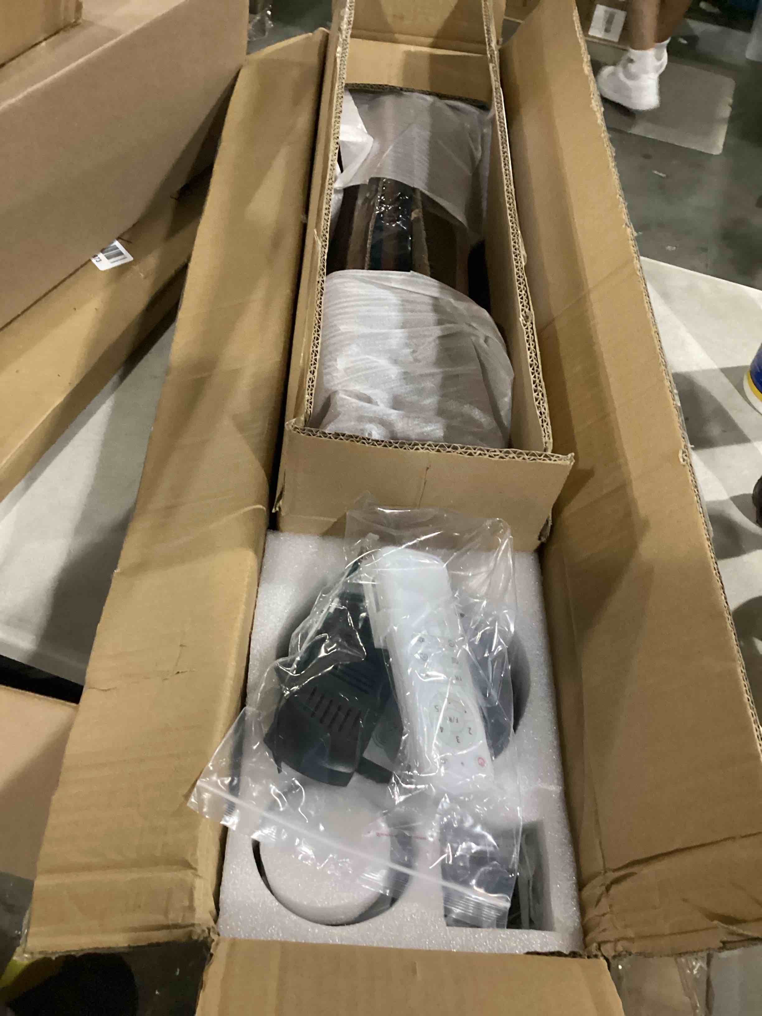 https://s3.amazonaws.com/lotting-images-prod/bidfta/ORG6697330_1727444291333.jpeg