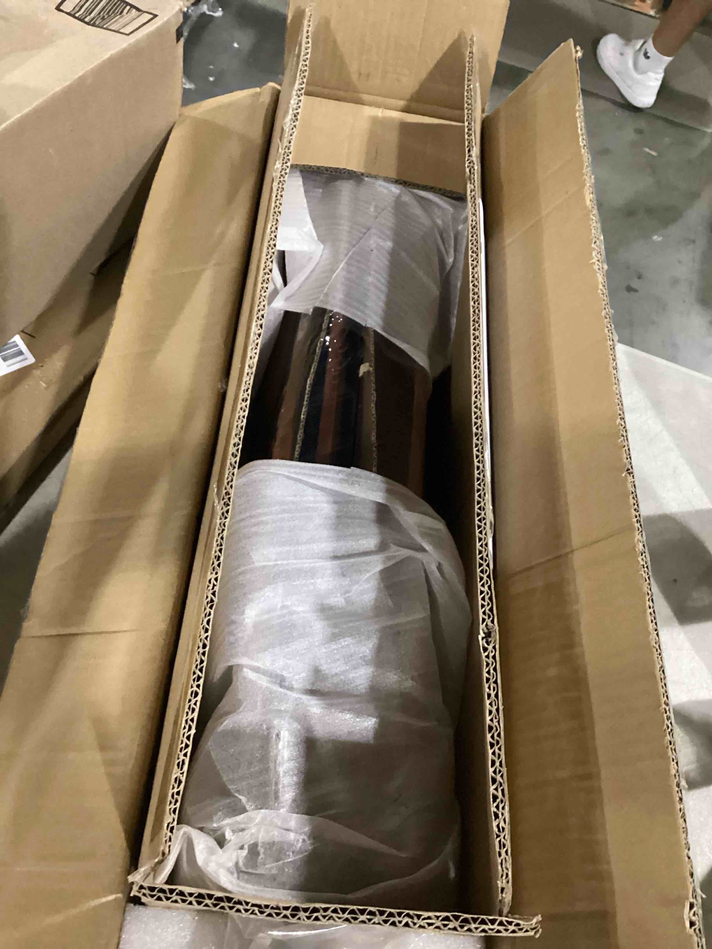 https://s3.amazonaws.com/lotting-images-prod/bidfta/ORG6697330_1727444292963.jpeg