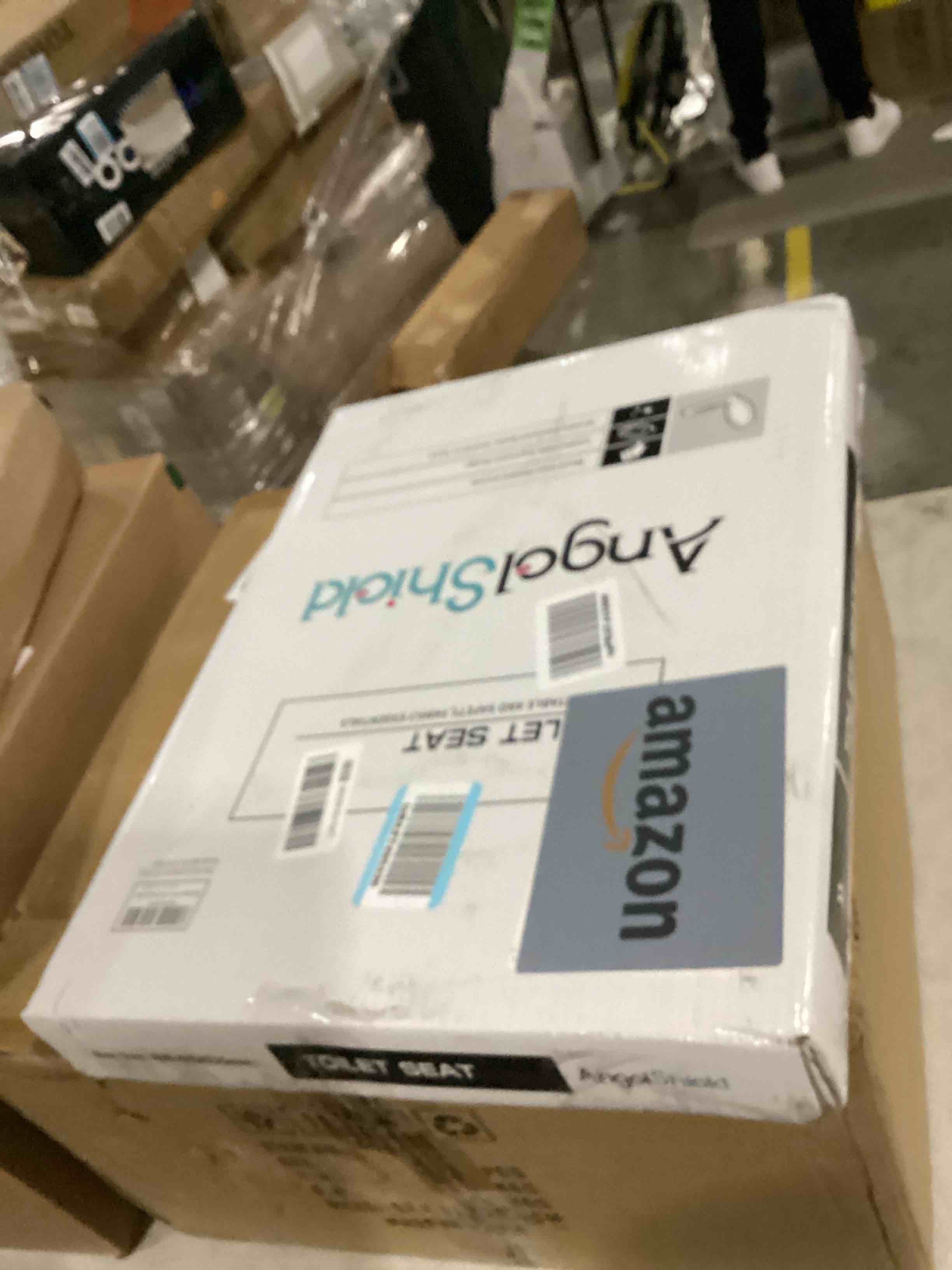 https://s3.amazonaws.com/lotting-images-prod/bidfta/ORG6697661_1727895916257.jpeg