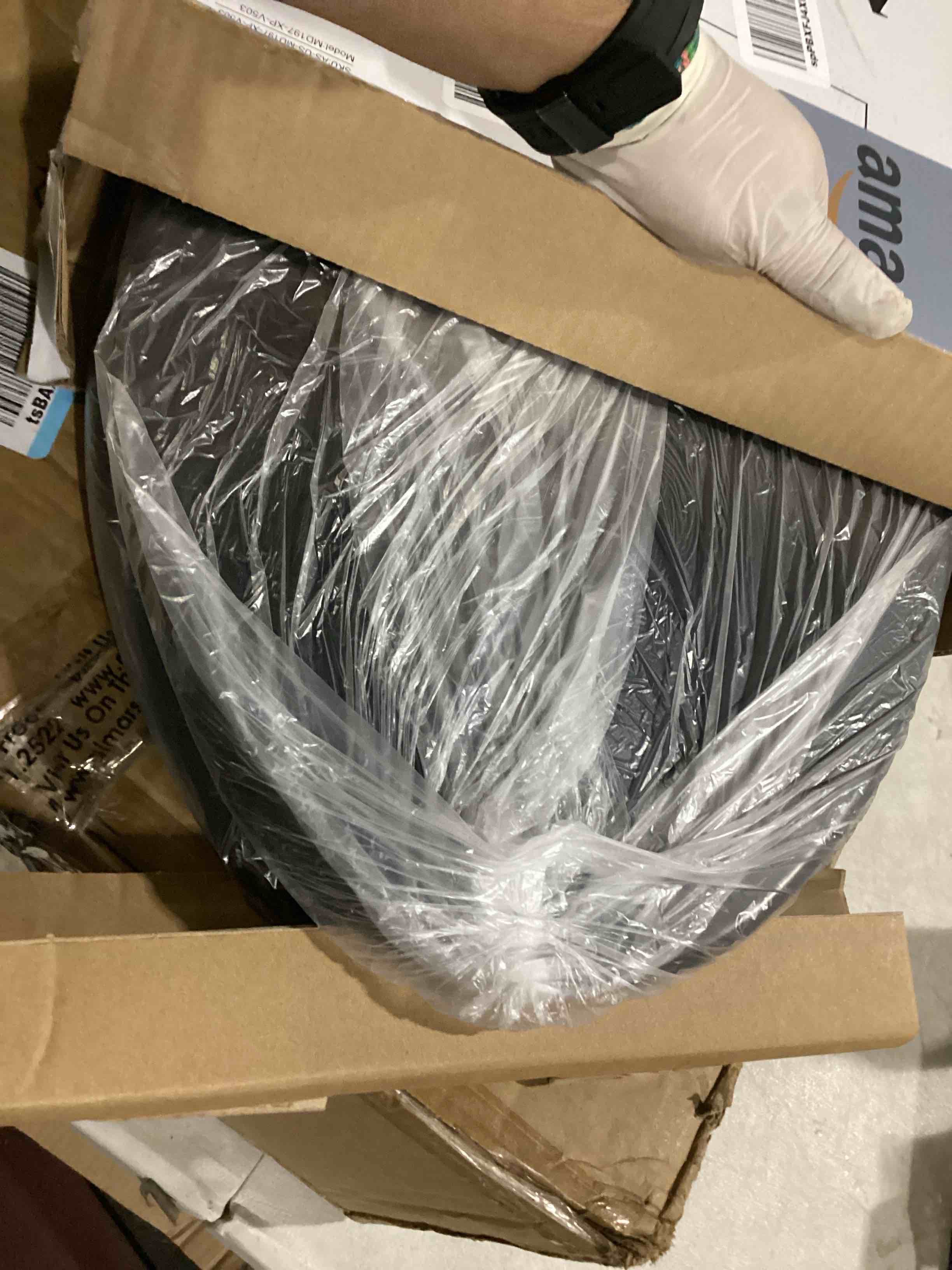 https://s3.amazonaws.com/lotting-images-prod/bidfta/ORG6697661_1727895936750.jpeg