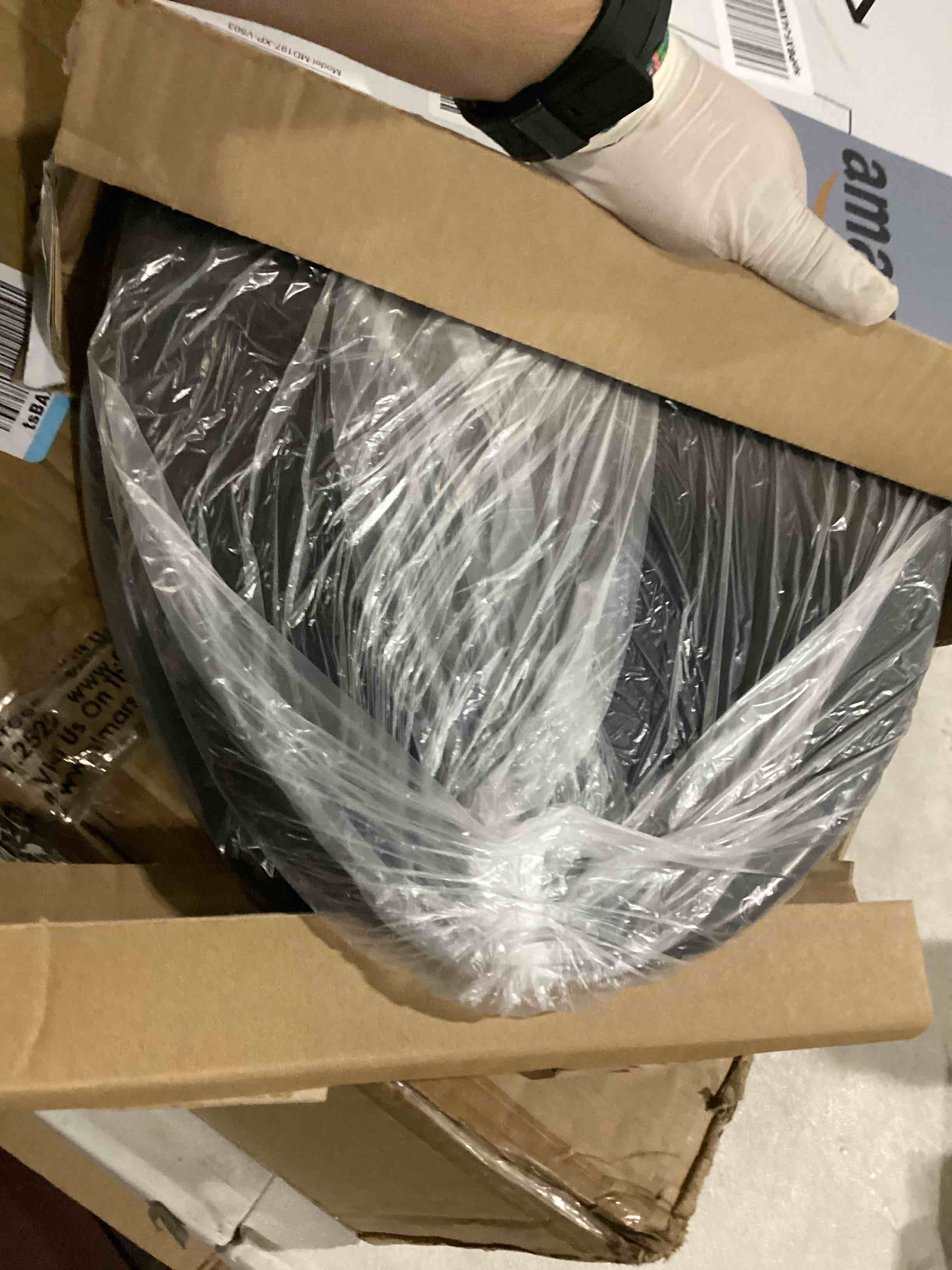 https://s3.amazonaws.com/lotting-images-prod/bidfta/ORG6697661_1727895938042.jpeg