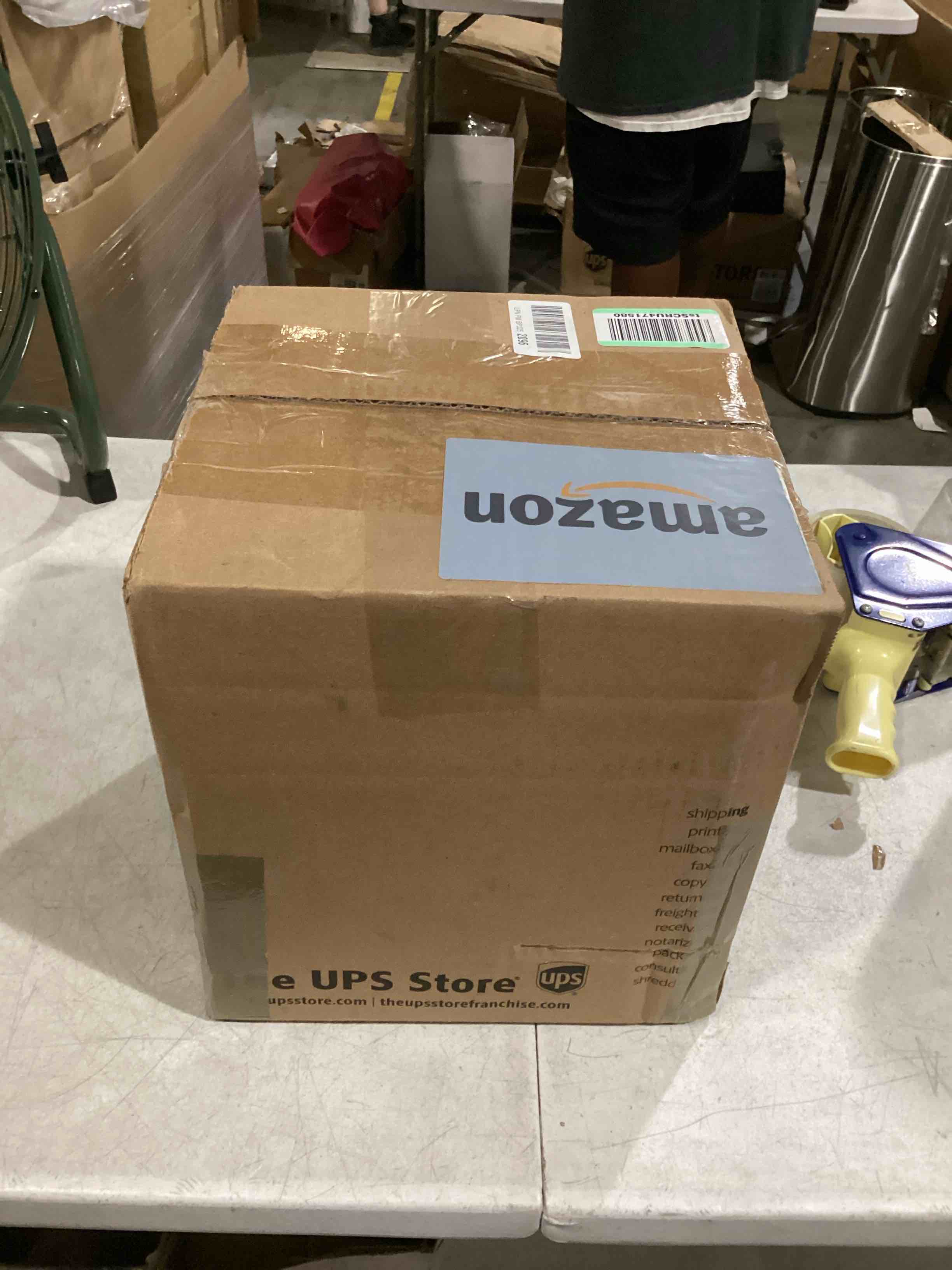 https://s3.amazonaws.com/lotting-images-prod/bidfta/ORG6698760_1725642022576.jpeg