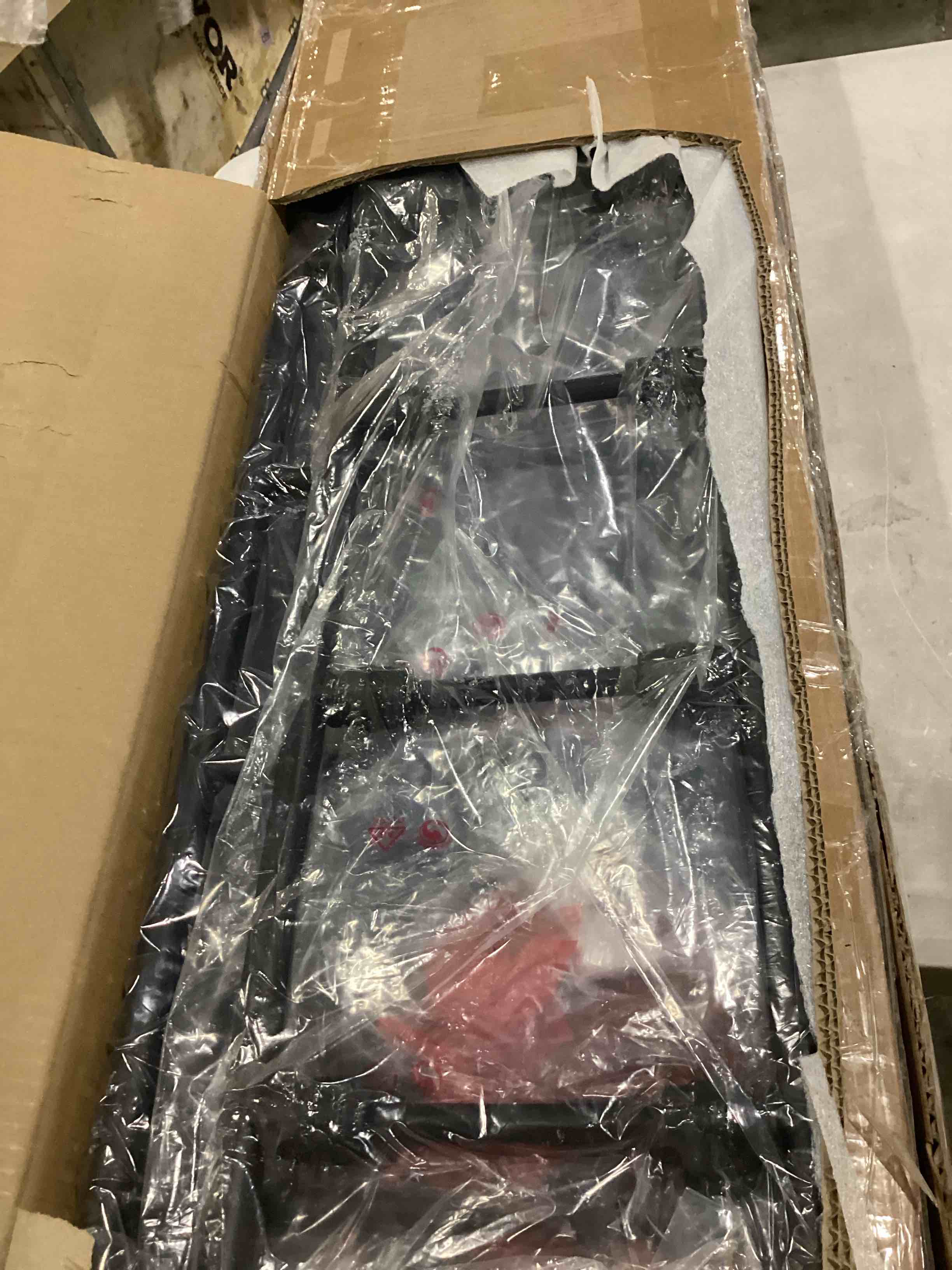https://s3.amazonaws.com/lotting-images-prod/bidfta/ORG6700109_1724870068246.jpeg