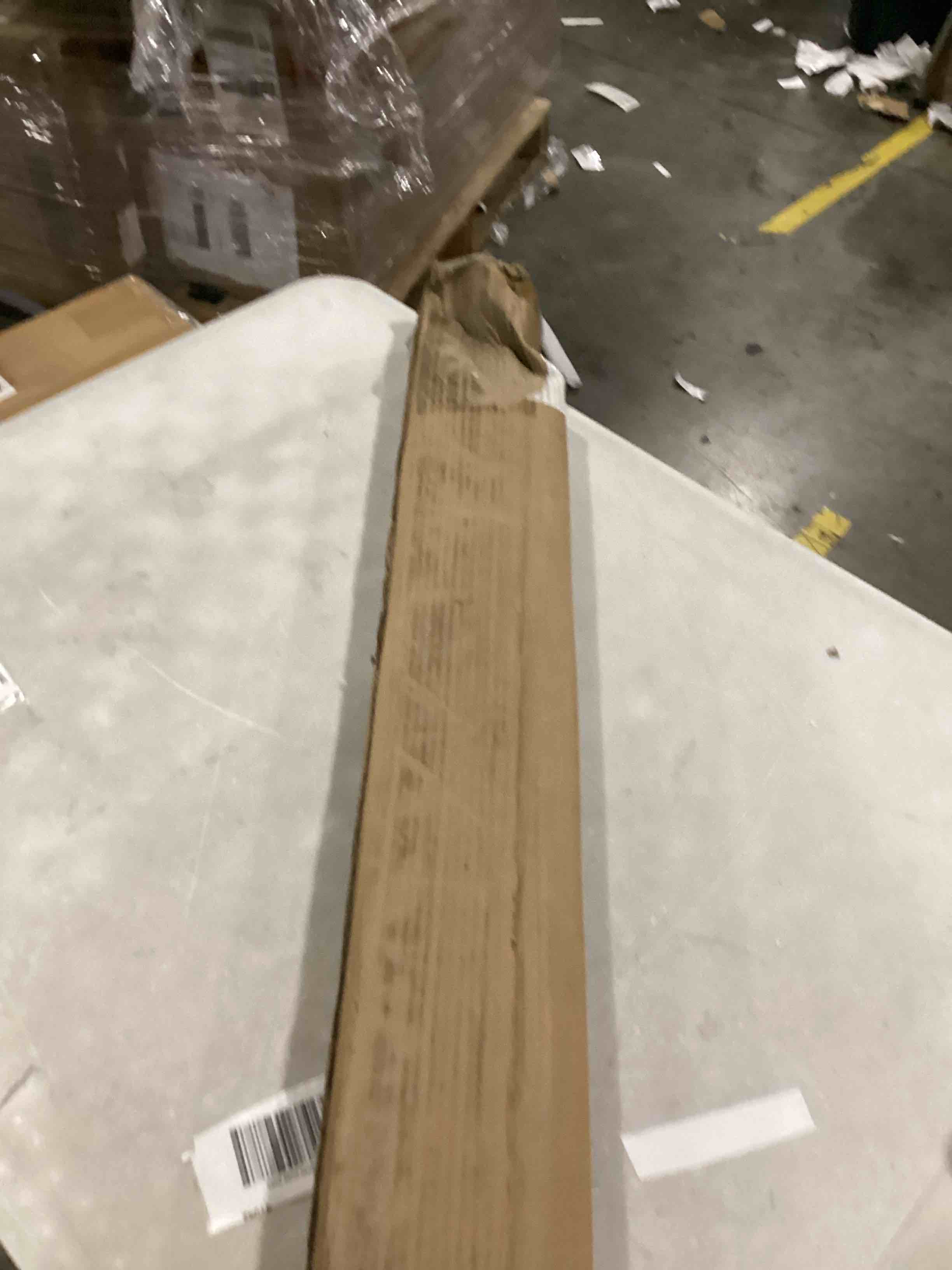 https://s3.amazonaws.com/lotting-images-prod/bidfta/ORG6700278_1725388135400.jpeg
