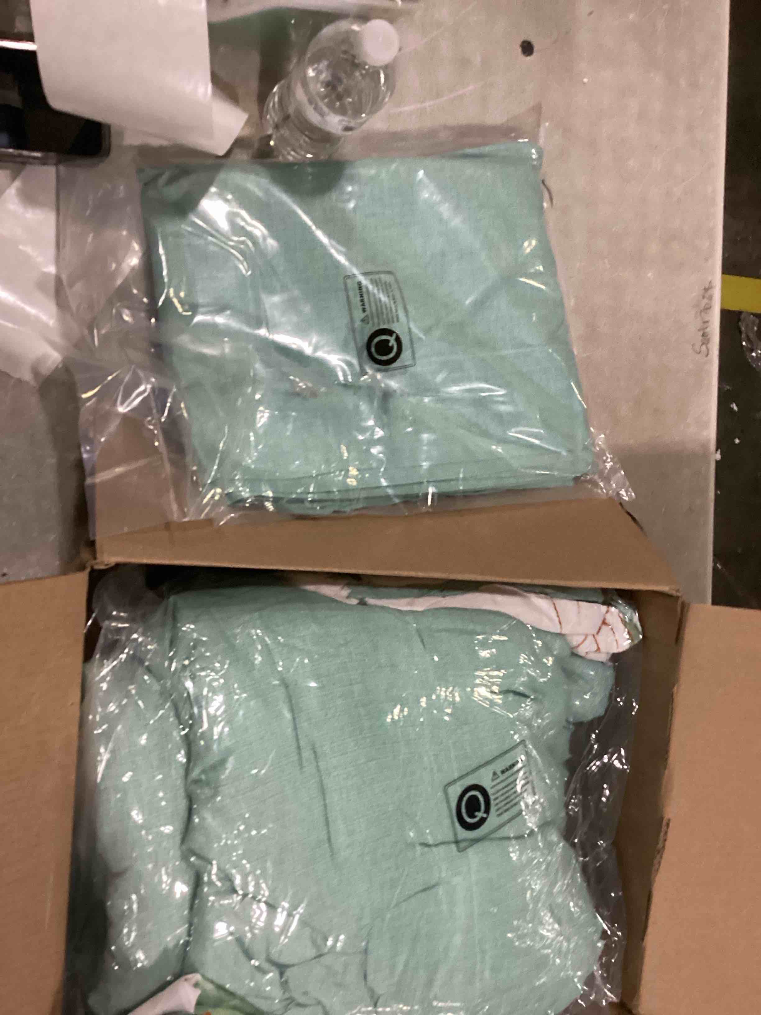 https://s3.amazonaws.com/lotting-images-prod/bidfta/ORG6701535_1726492192119.jpeg