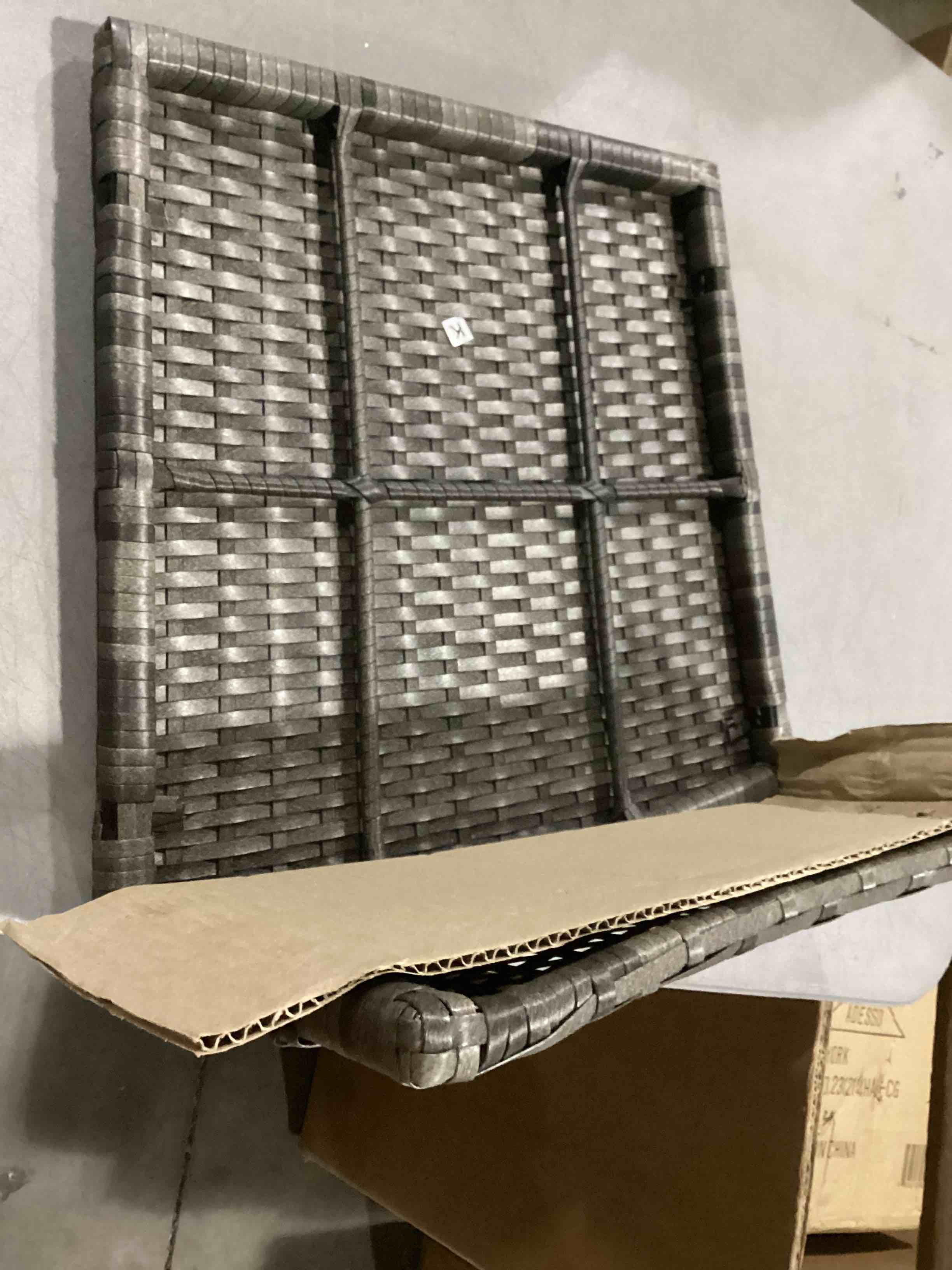 https://s3.amazonaws.com/lotting-images-prod/bidfta/ORG6702853_1725037769236.jpeg