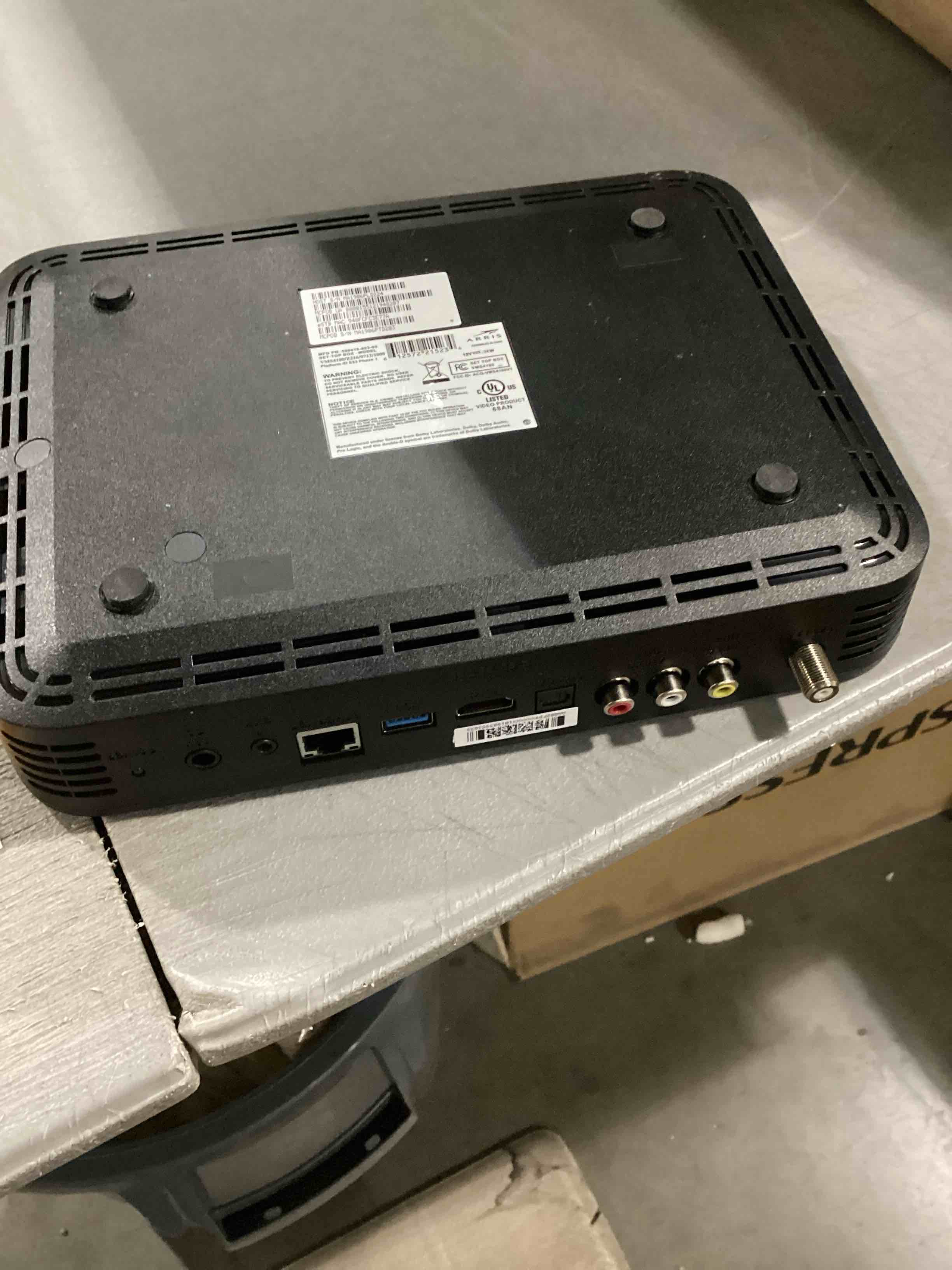 Arris Fios Settop Box Model Vms4100/z216/0712/1000 With Power Supply, No Remote