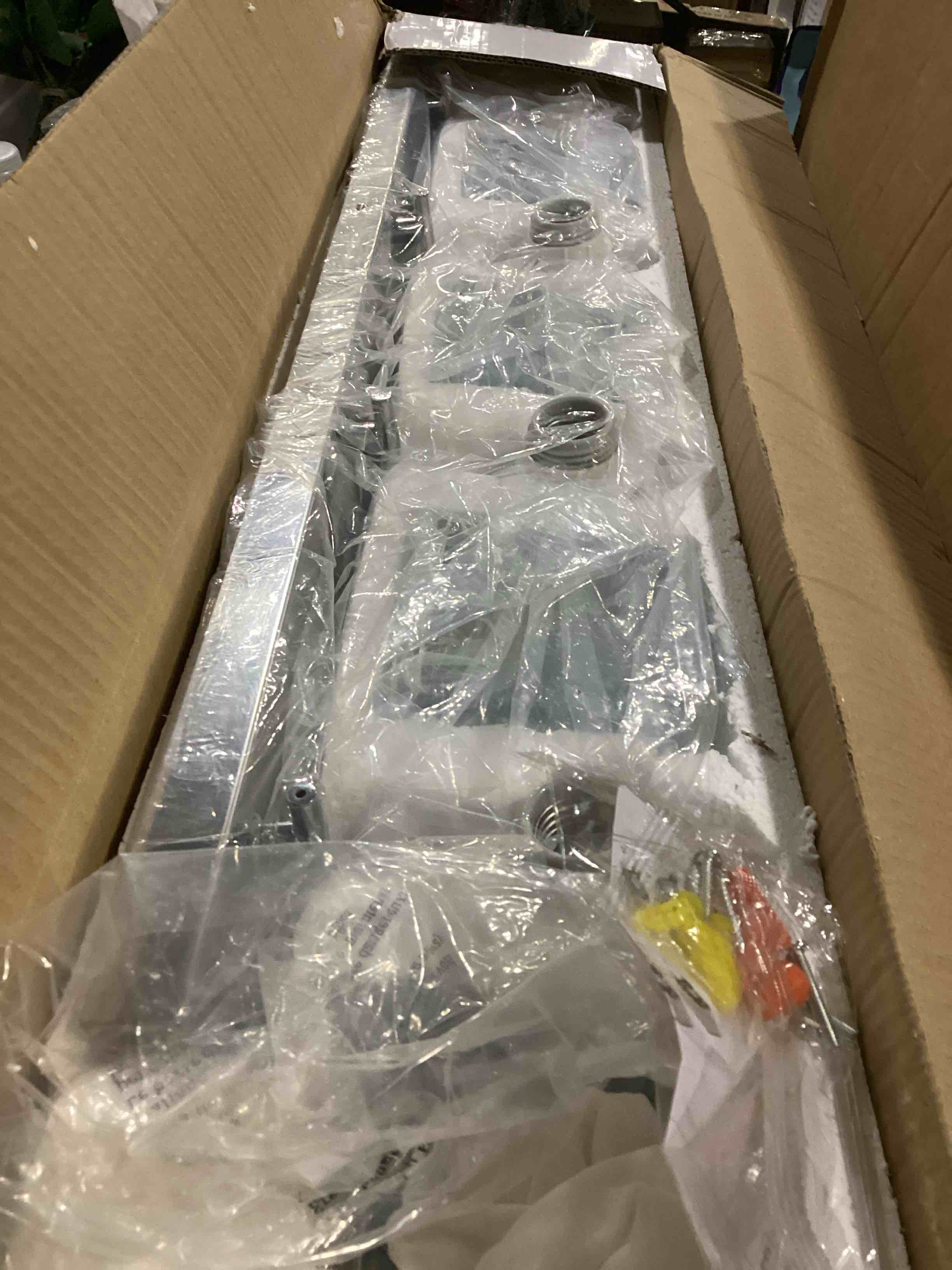 https://s3.amazonaws.com/lotting-images-prod/bidfta/ORG6703123_1725624713726.jpeg