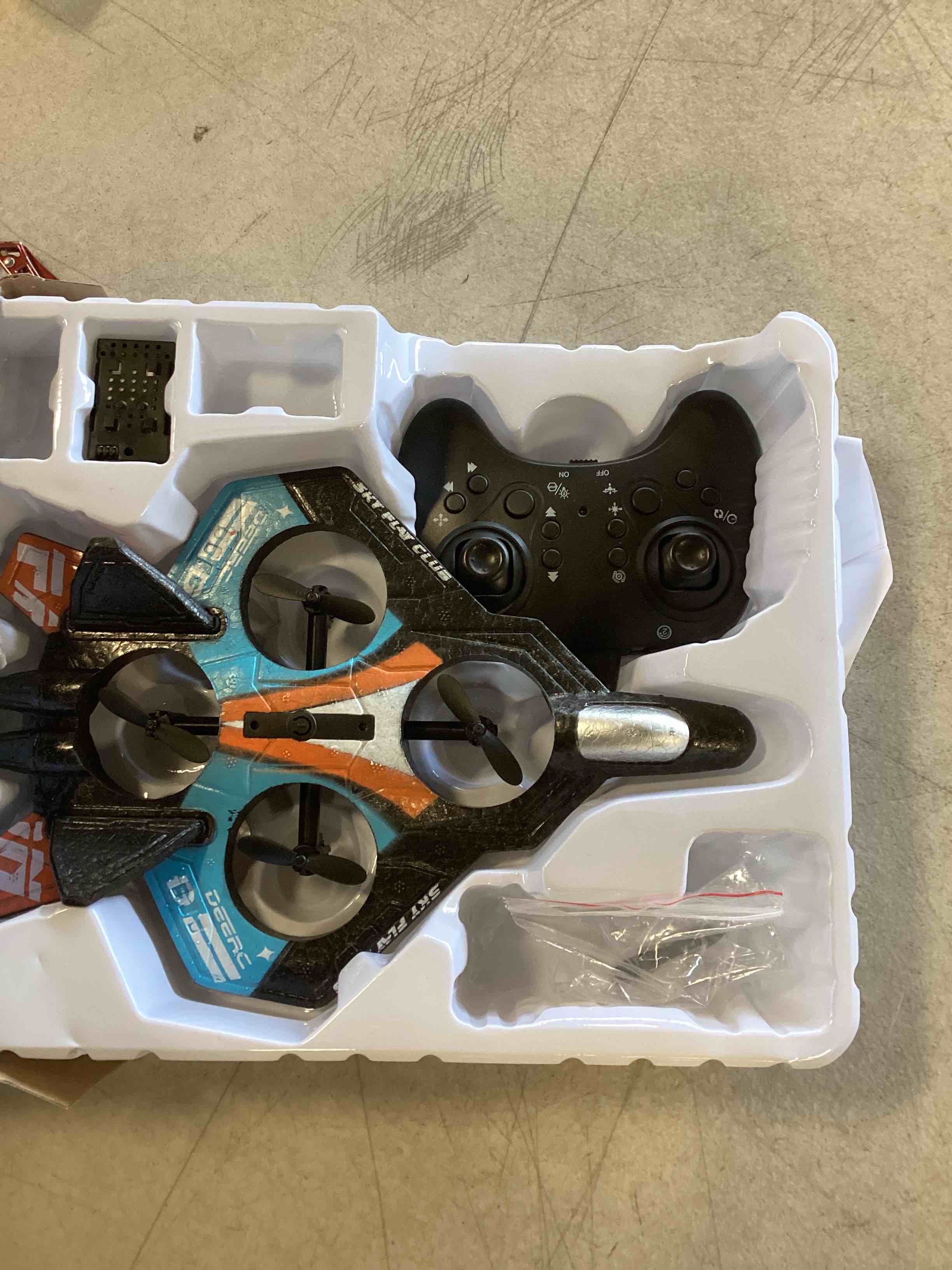 https://s3.amazonaws.com/lotting-images-prod/bidfta/ORG6704165_1719585171030.jpeg